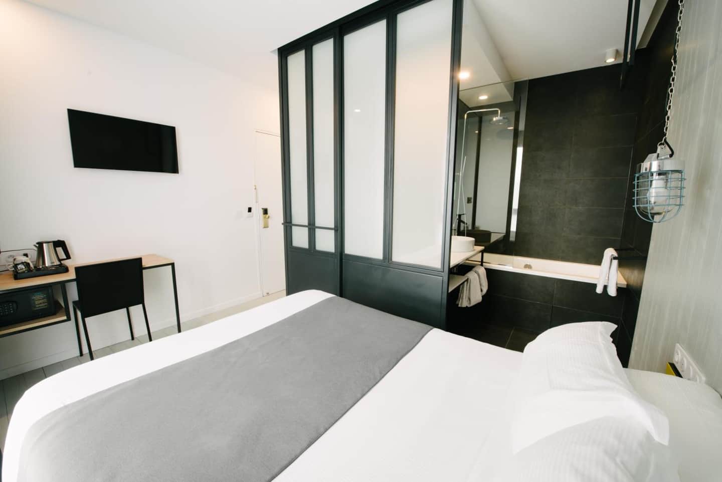 Atypik Hotel & Spa Clichy – Urban Style