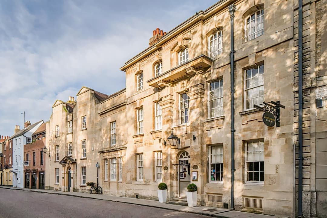 Vanbrugh House Hotel