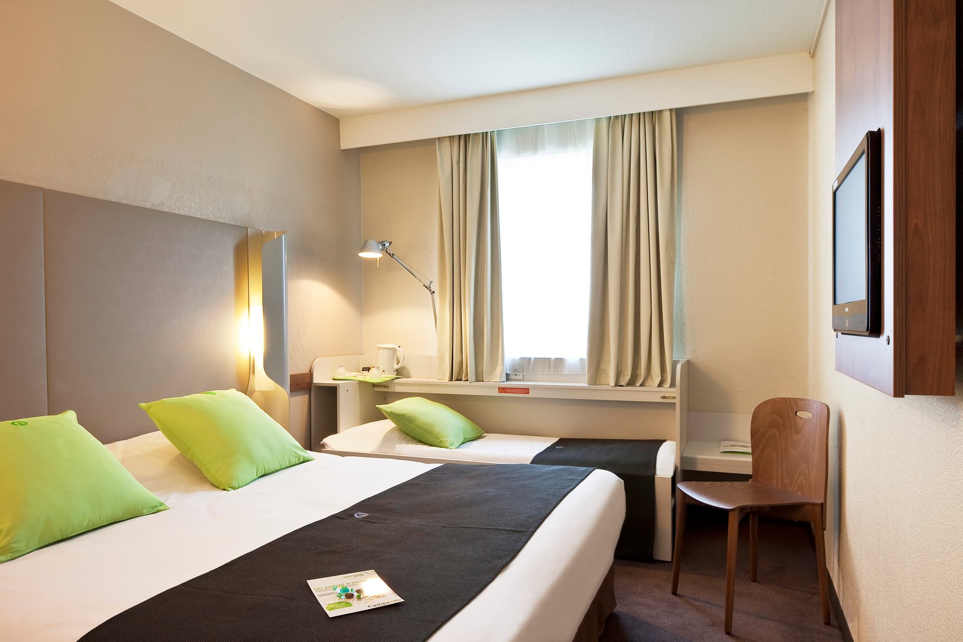 Campanile Villejust - za Courtaboeuf