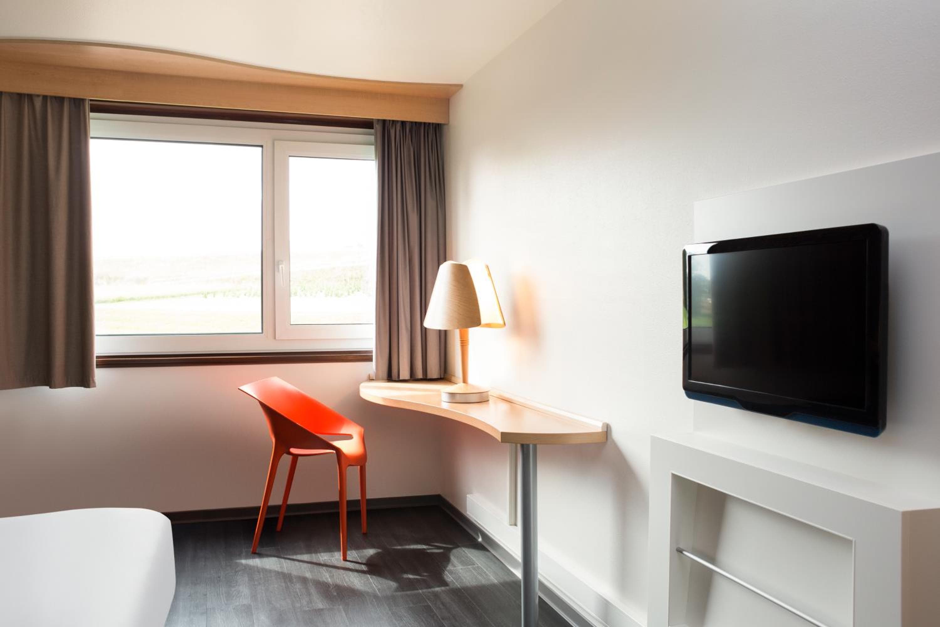 ibis 3 Lacs Neuchatel