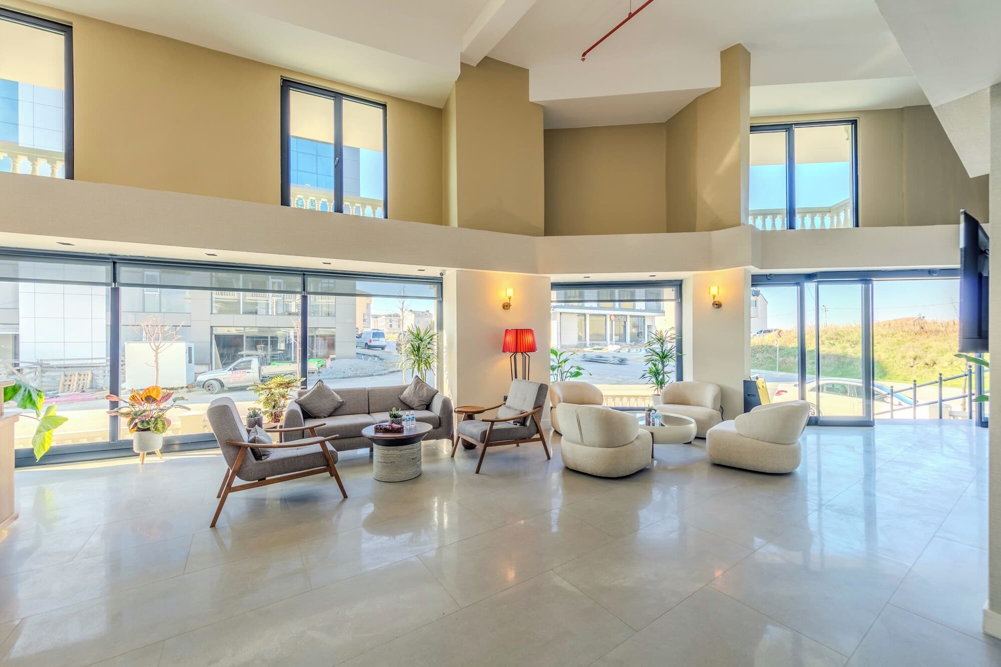 Nenessa Airport Hotel