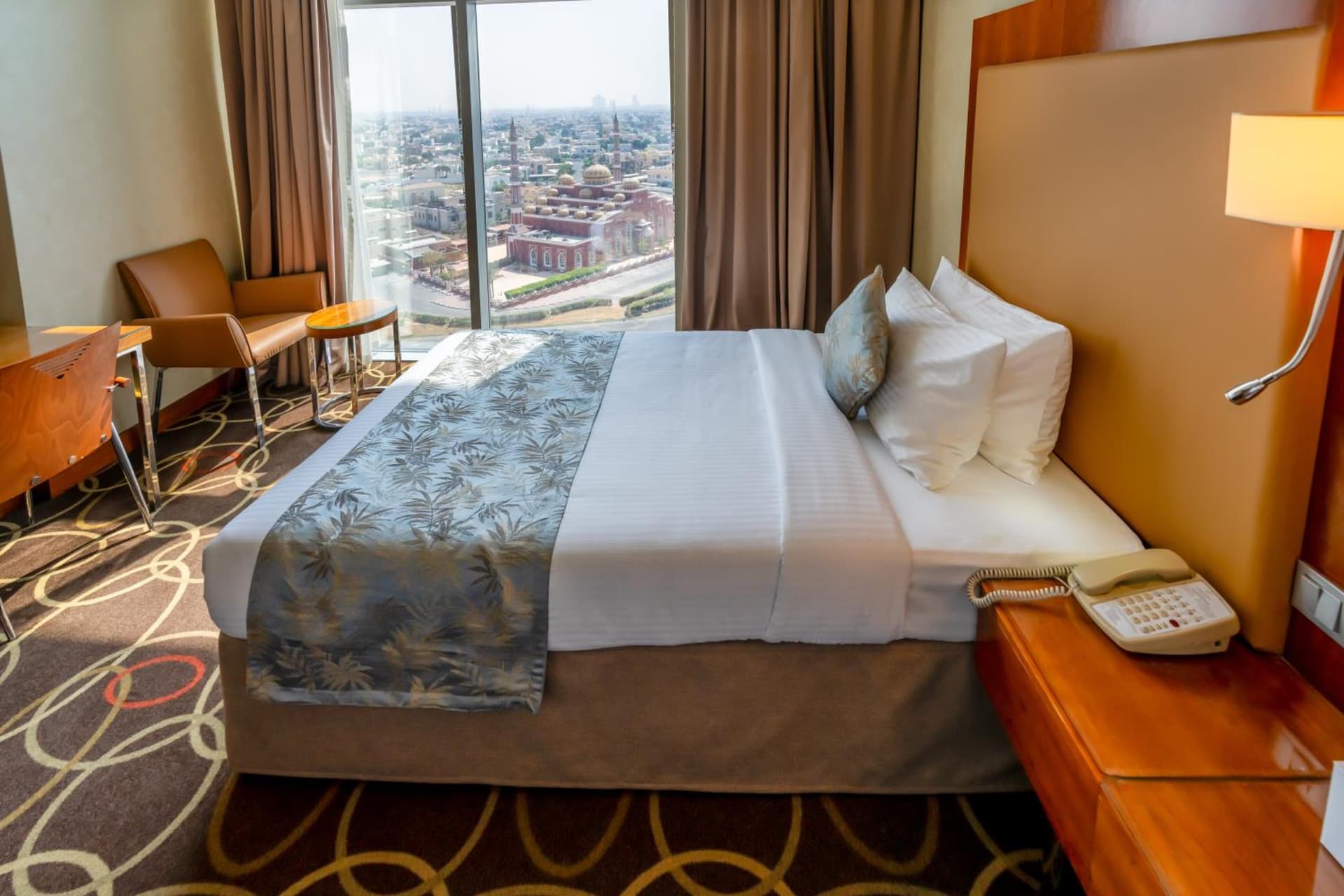 MONTREAL BARSHA HOTEL