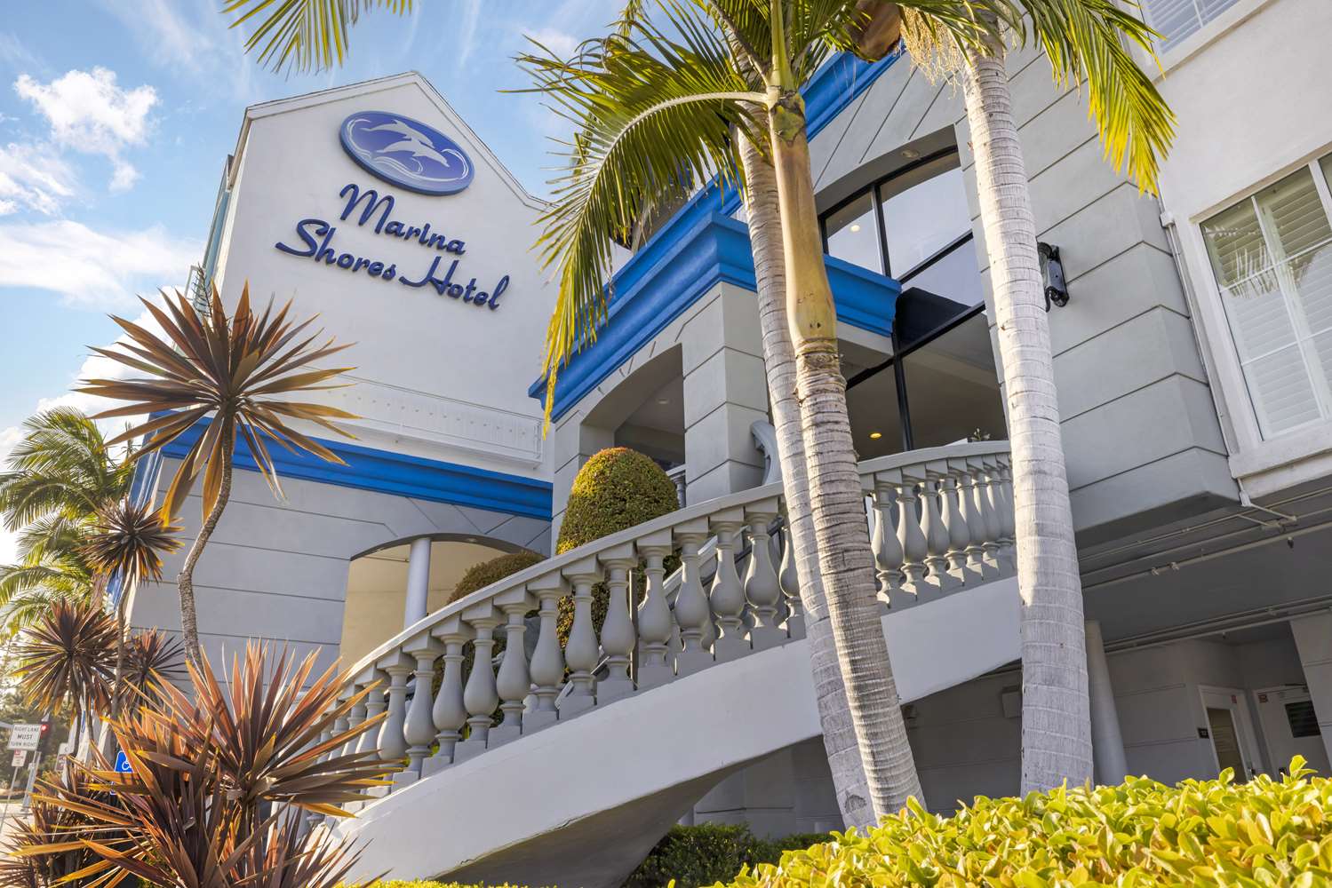 Best Western Plus Marina Shores Hotel