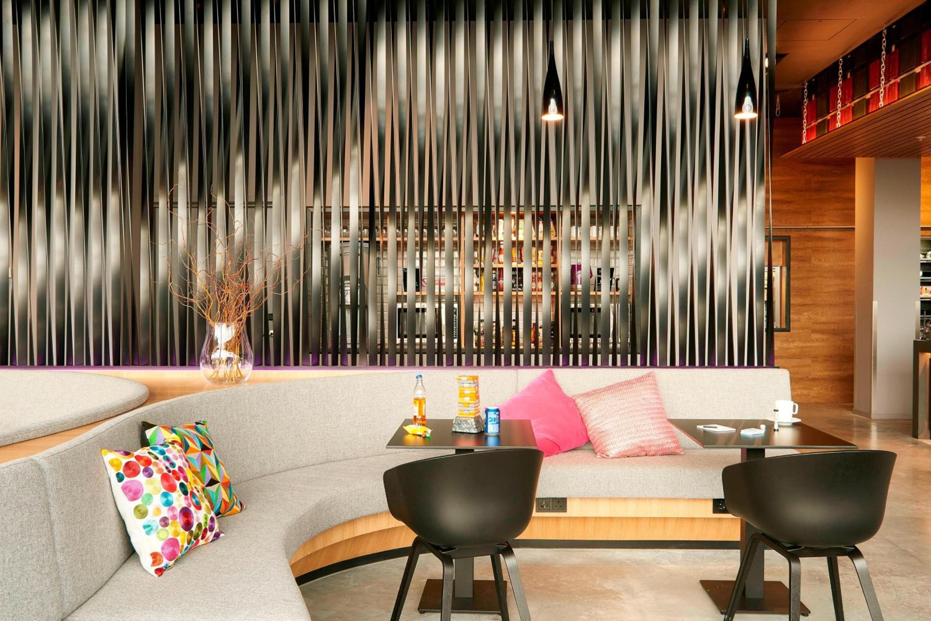 Moxy Aberdeen Airport