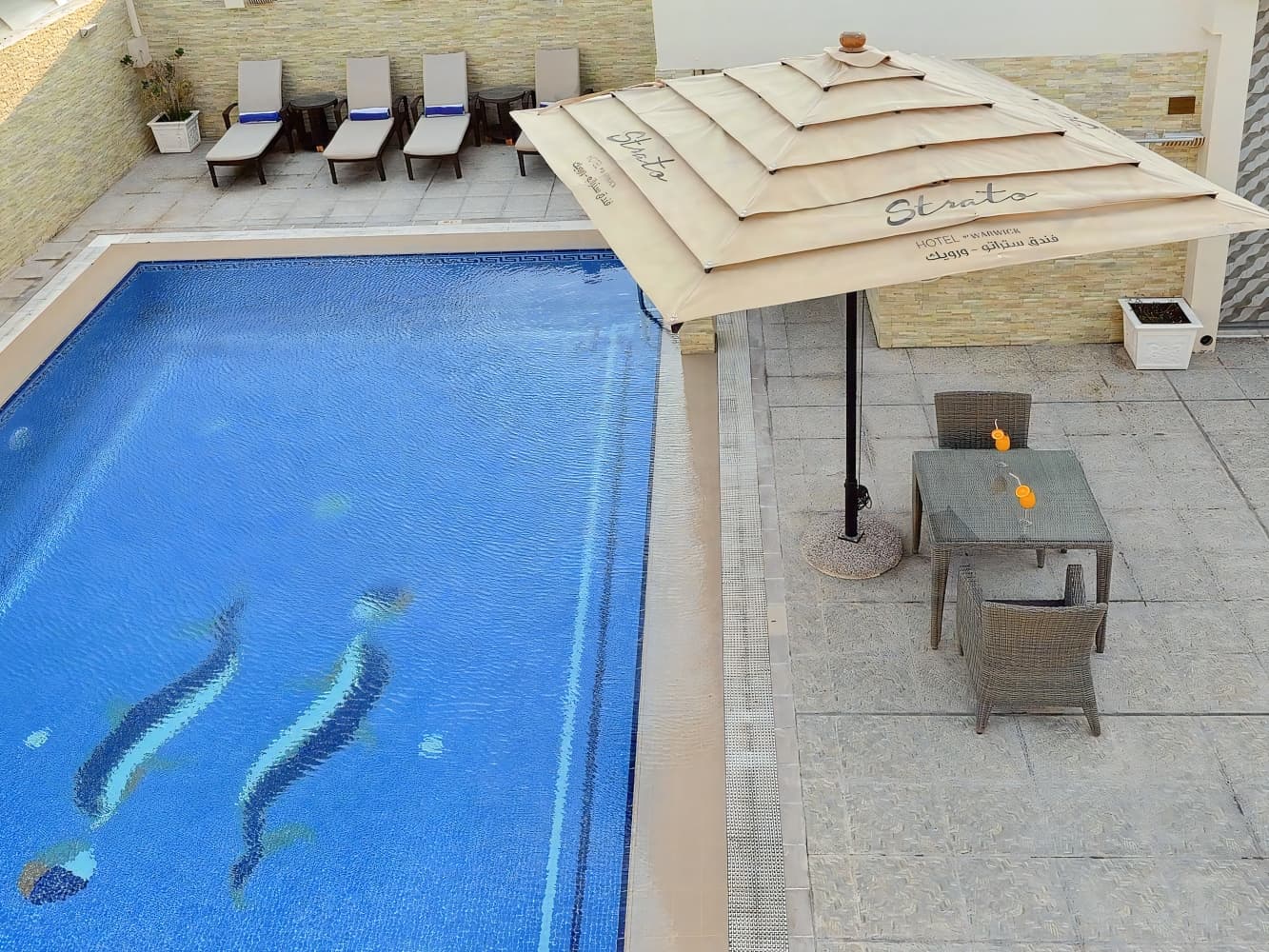 Strato Hotel By Warwick