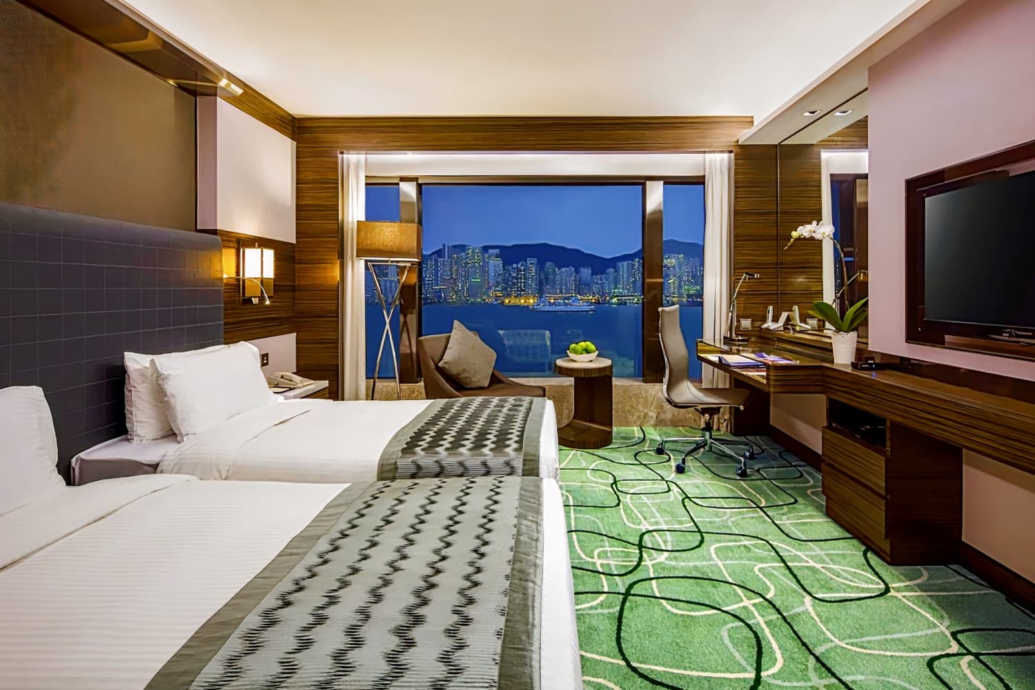 New World Millennium Hong Kong Hotel