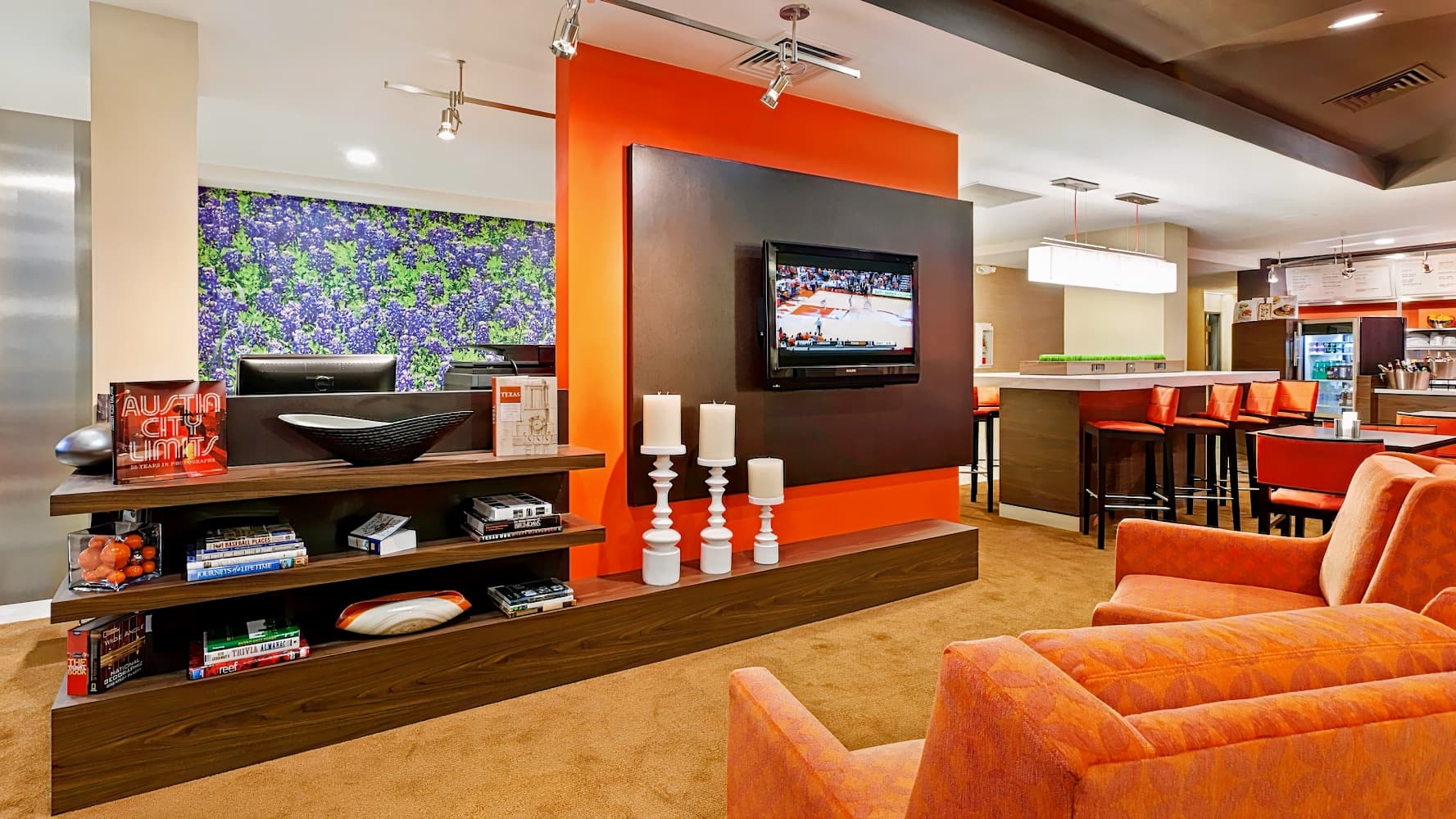 Courtyard by Marriott Austin The Domain Area