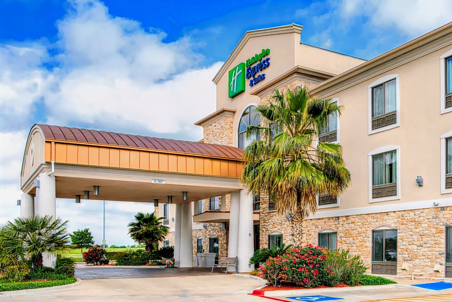 Holiday Inn Express & Suites Austin NE - Hutto