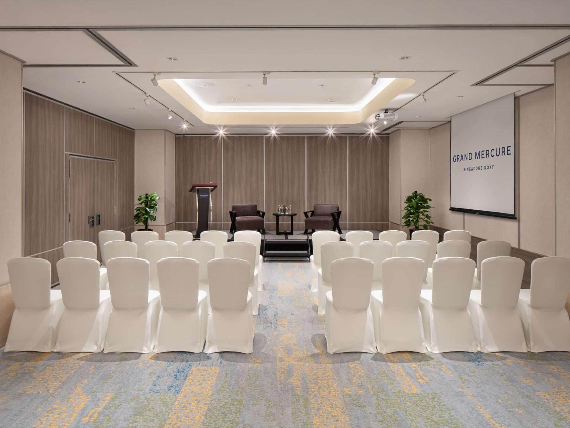 Grand Mercure Singapore Roxy