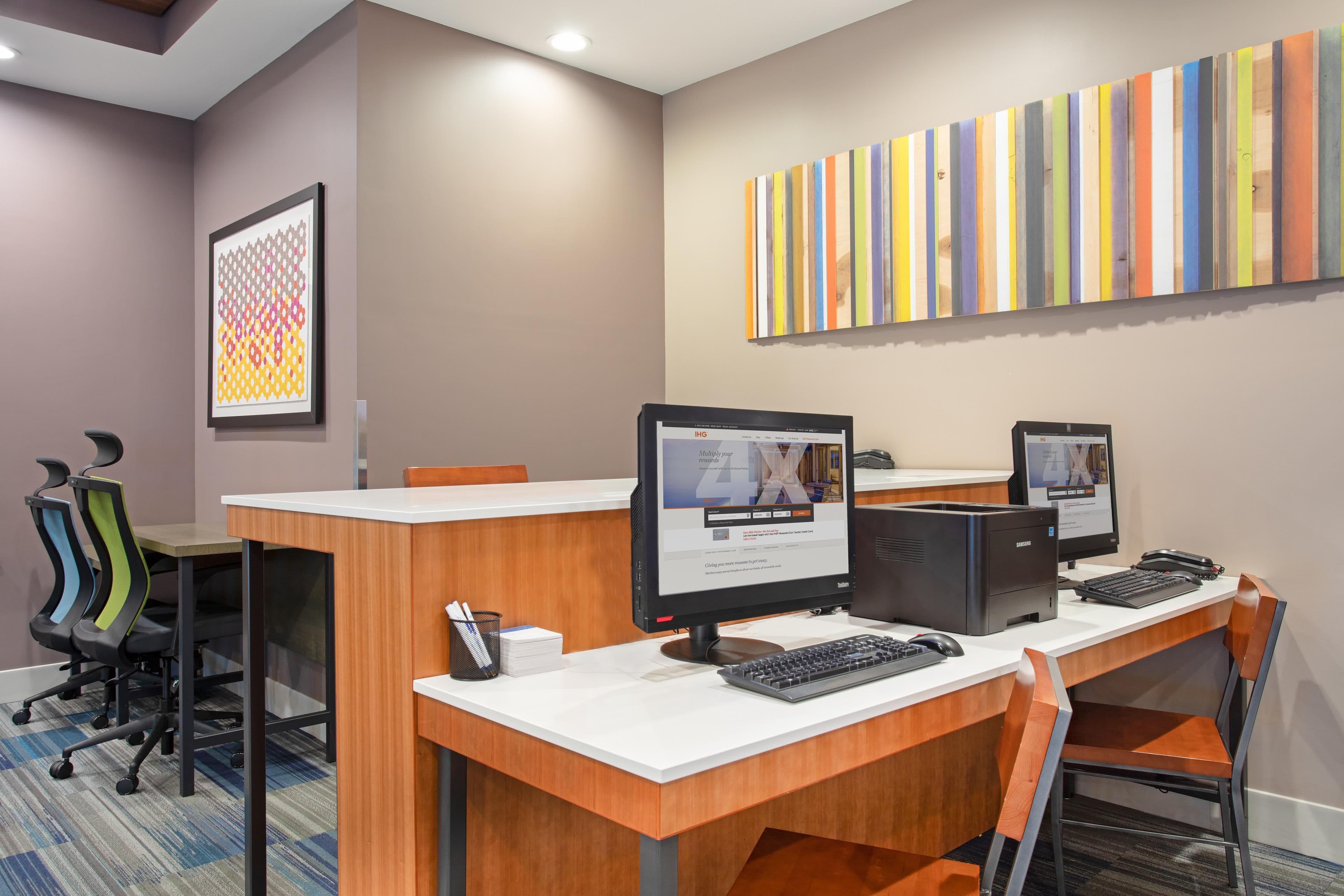 Holiday Inn Express & Suites Ontario Airport, an IHG Hotel