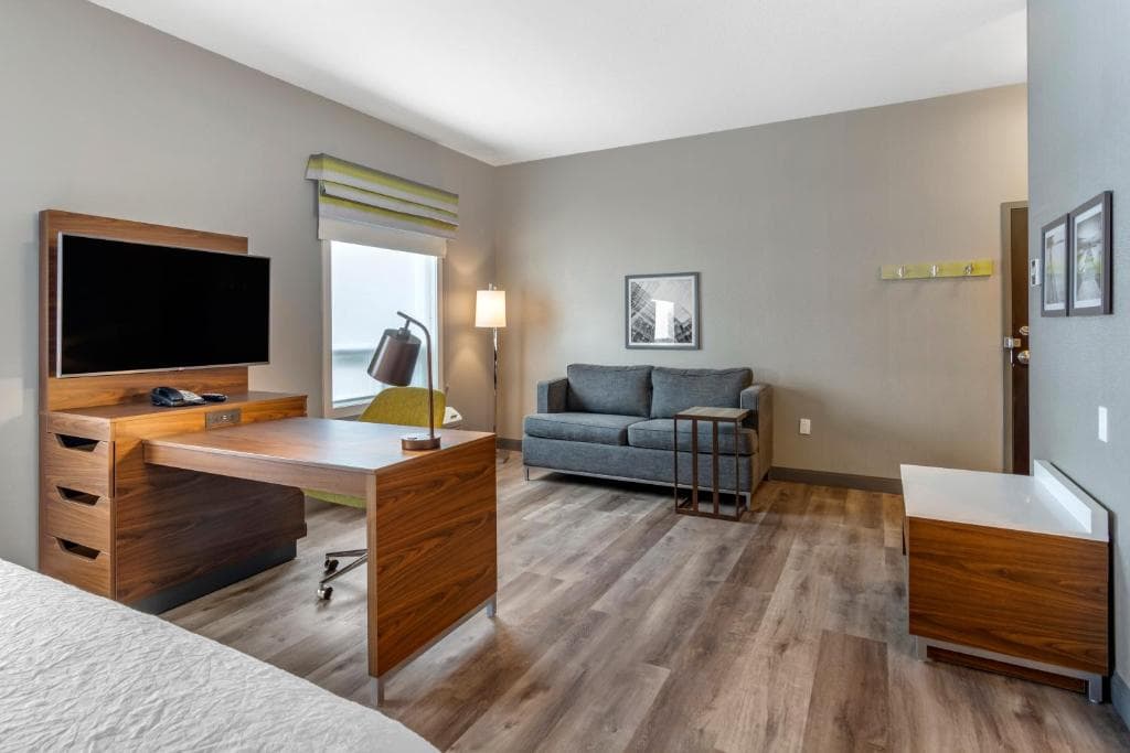 Hampton Inn & Suites by Hilton Edmonton/West