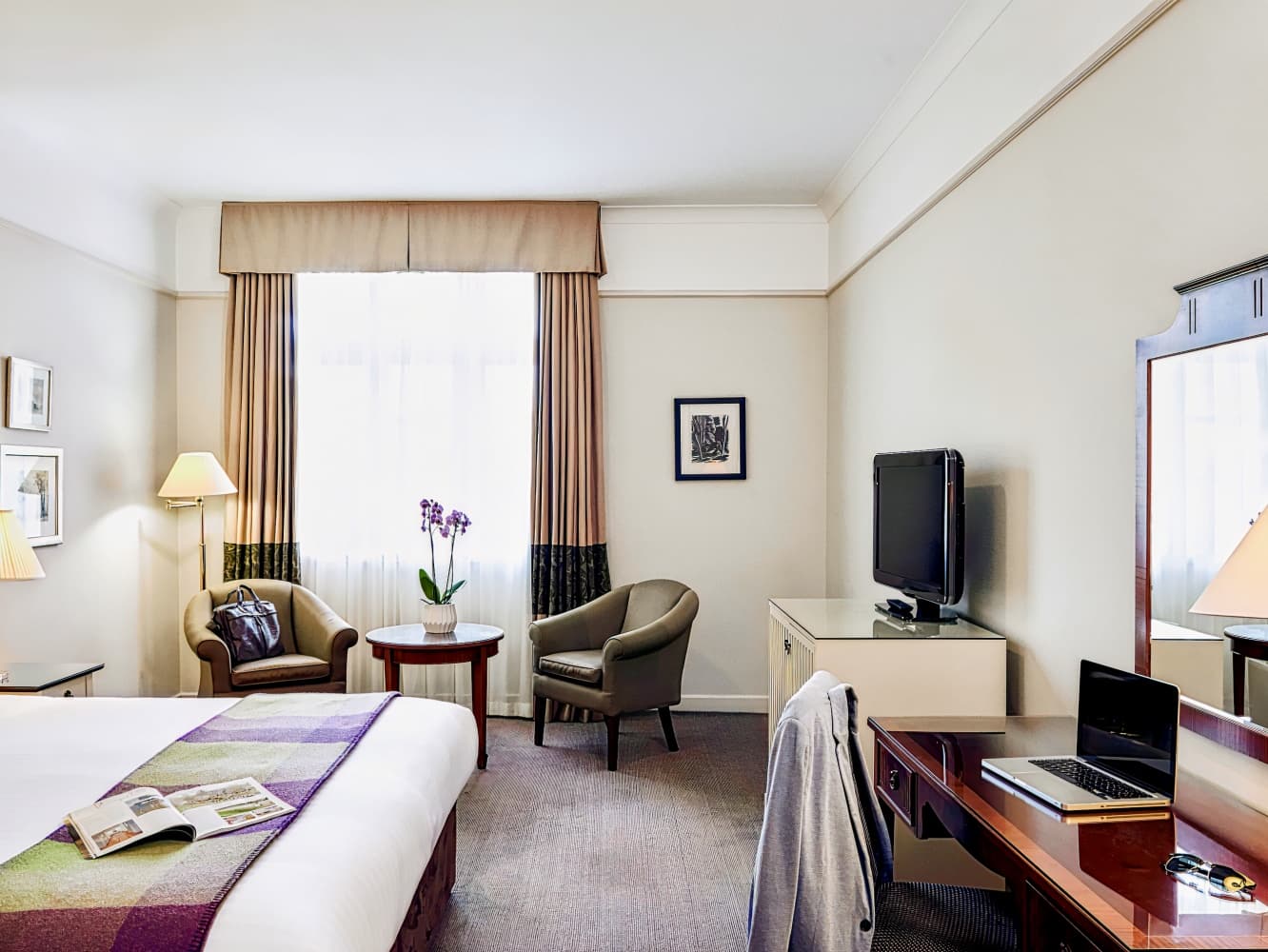 Mercure Shrewsbury Albrighton Hall Hotel & Spa