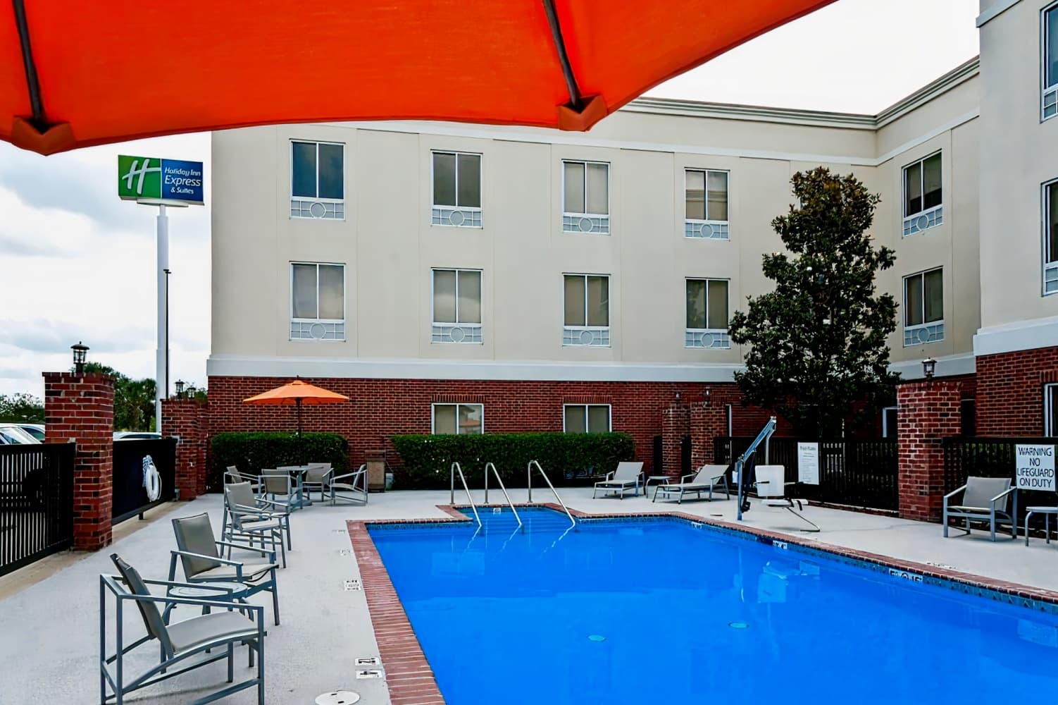 Holiday Inn Express Hotel & Suites Scott-Lafayette West