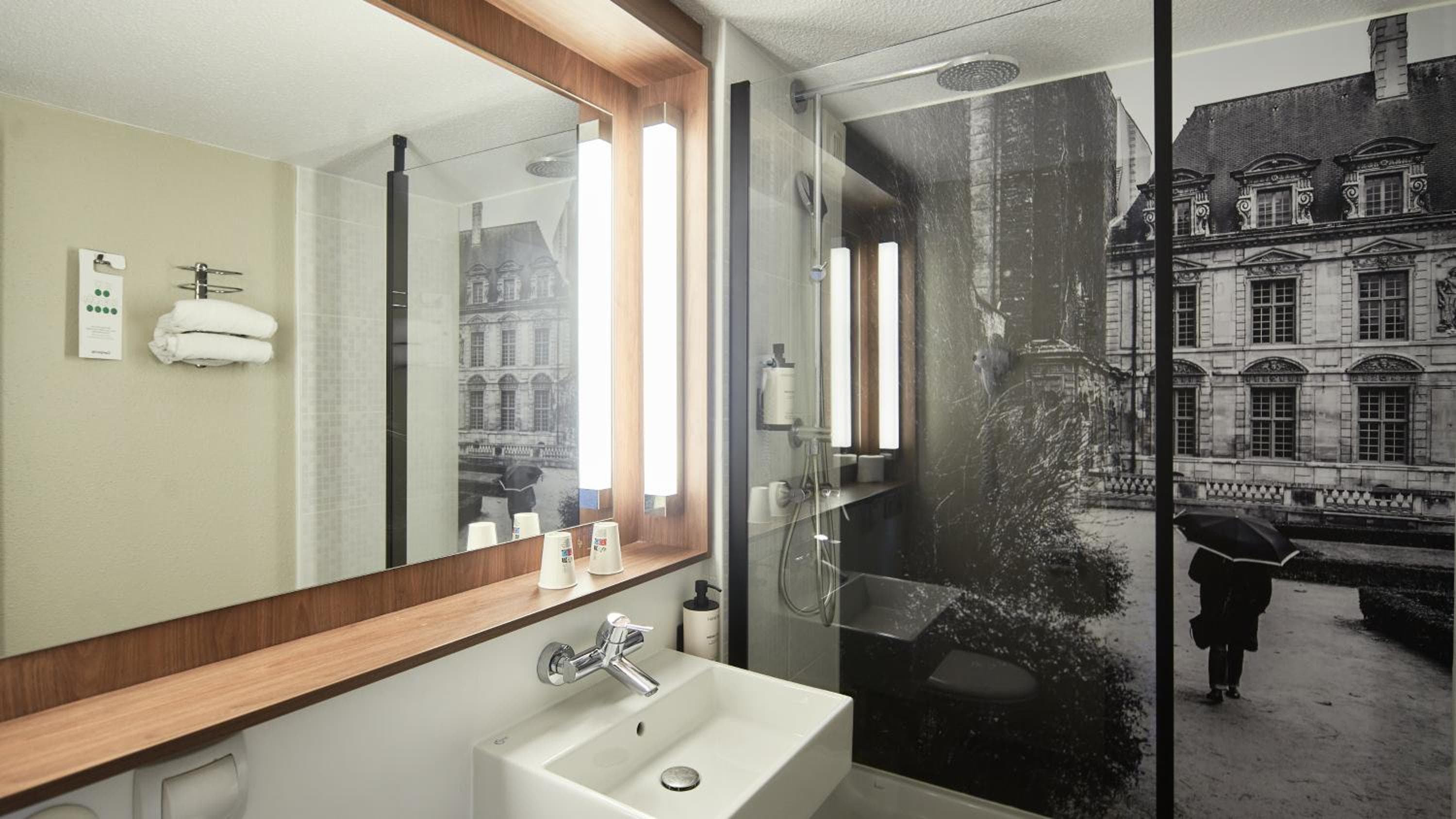 Campanile Cergy-Pontoise