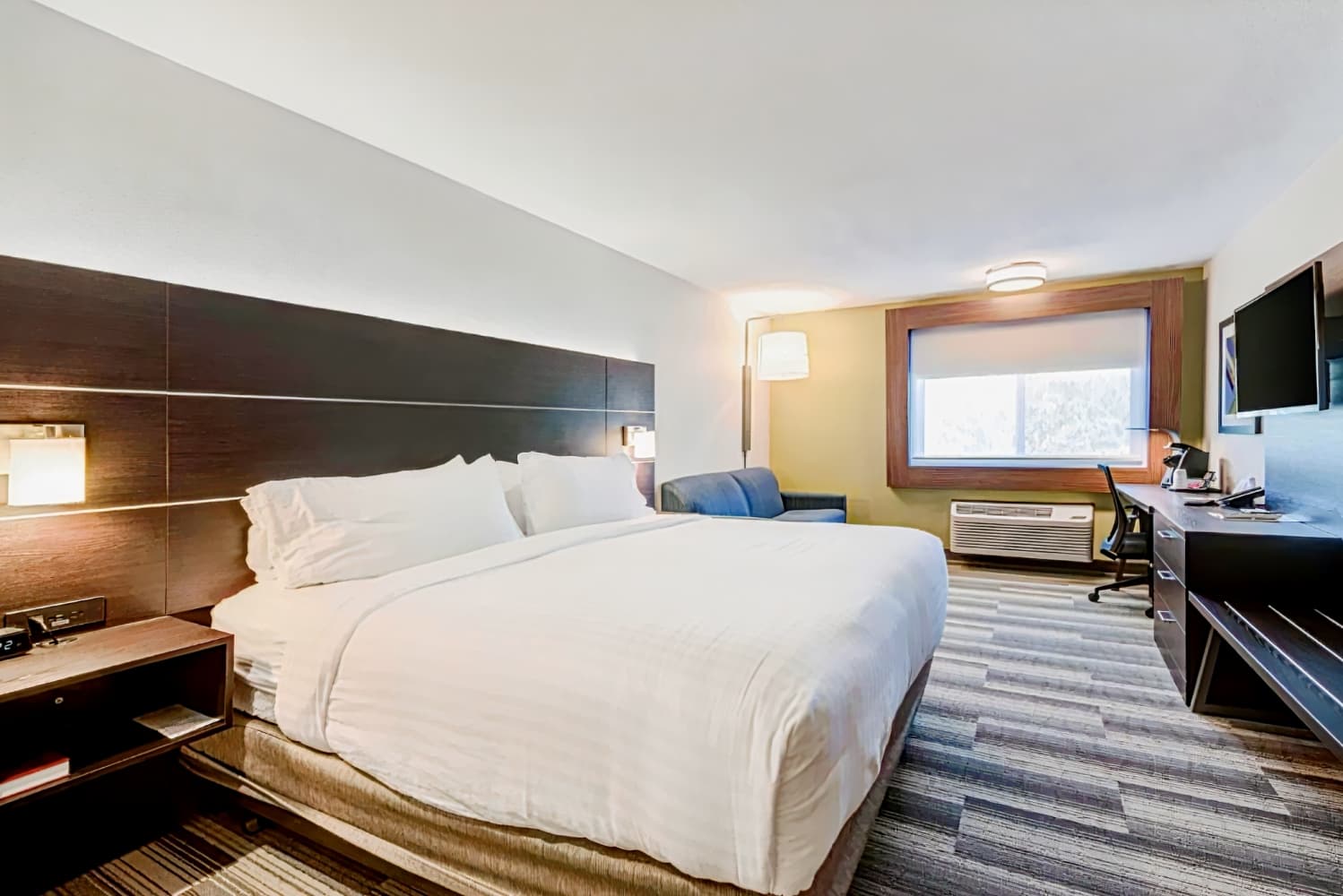 Holiday Inn Express Newberg - Wine Country