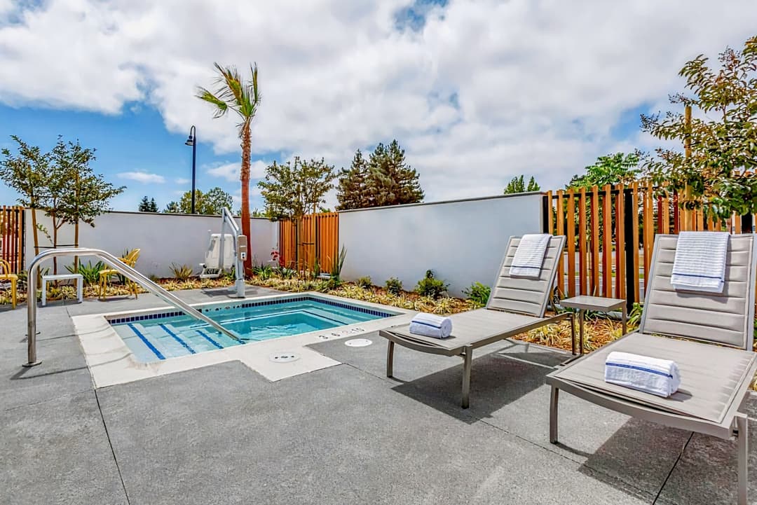 Cambria Hotel Sonoma Wine Country