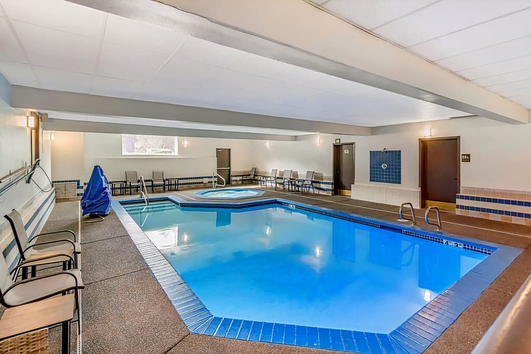 Comfort Inn & Suites Pacific – Auburn