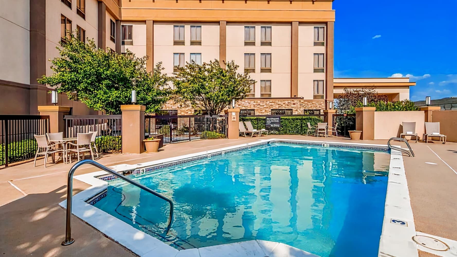 Best Western Plus Wichita West Airport Inn