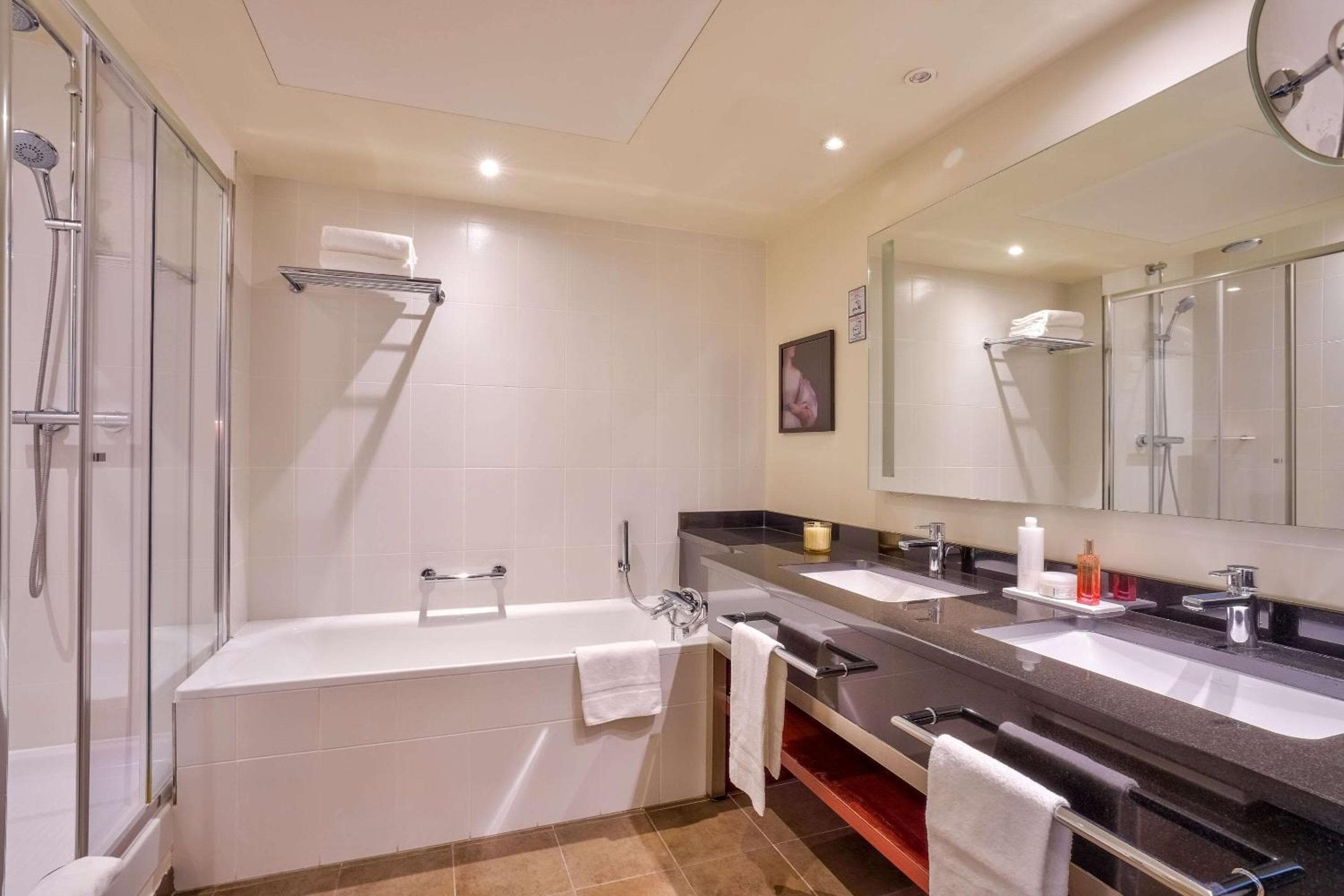 Clarion Paris CDG Airport