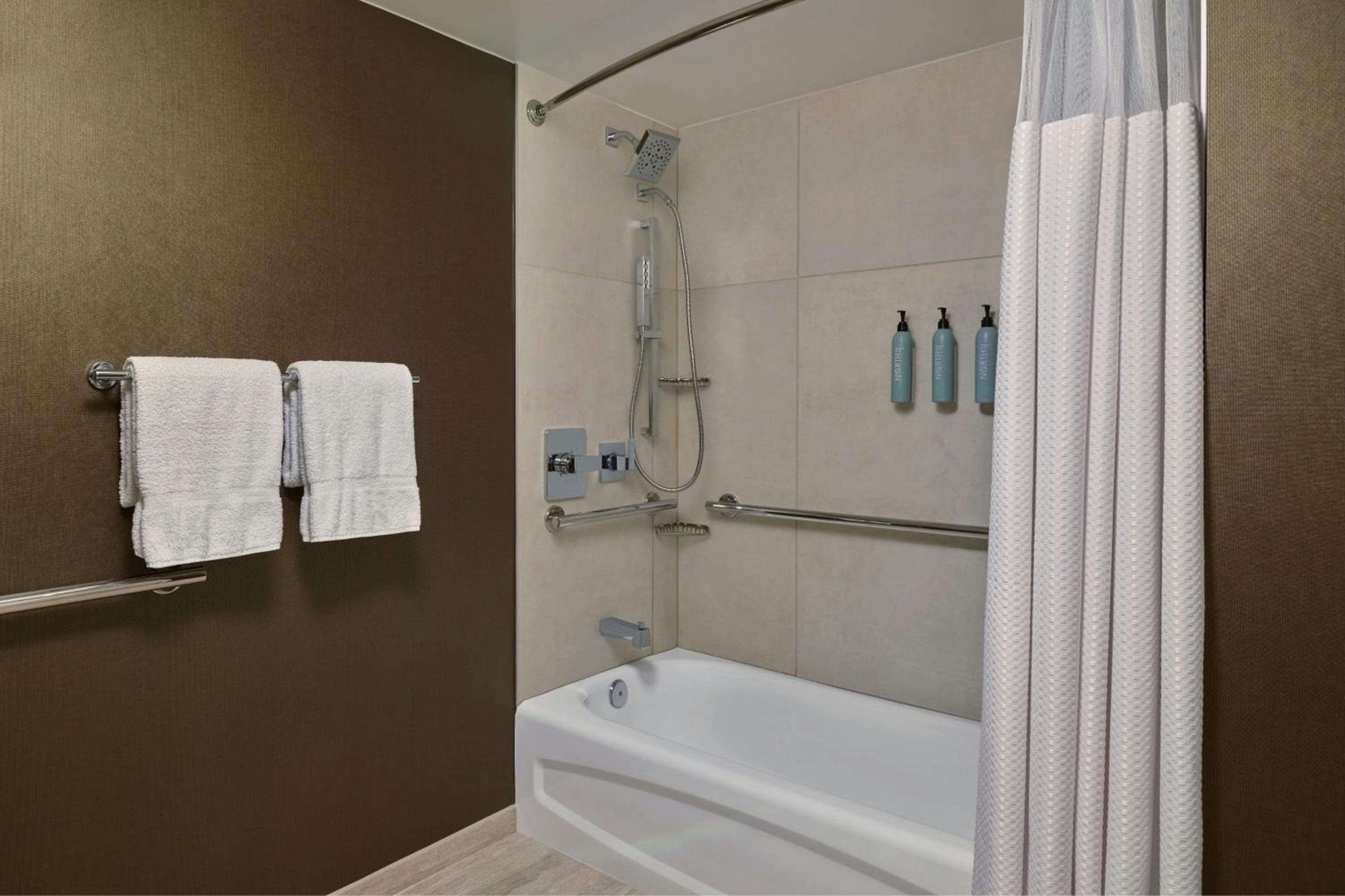 Courtyard by Marriott Los Angeles Pasadena/Old Town