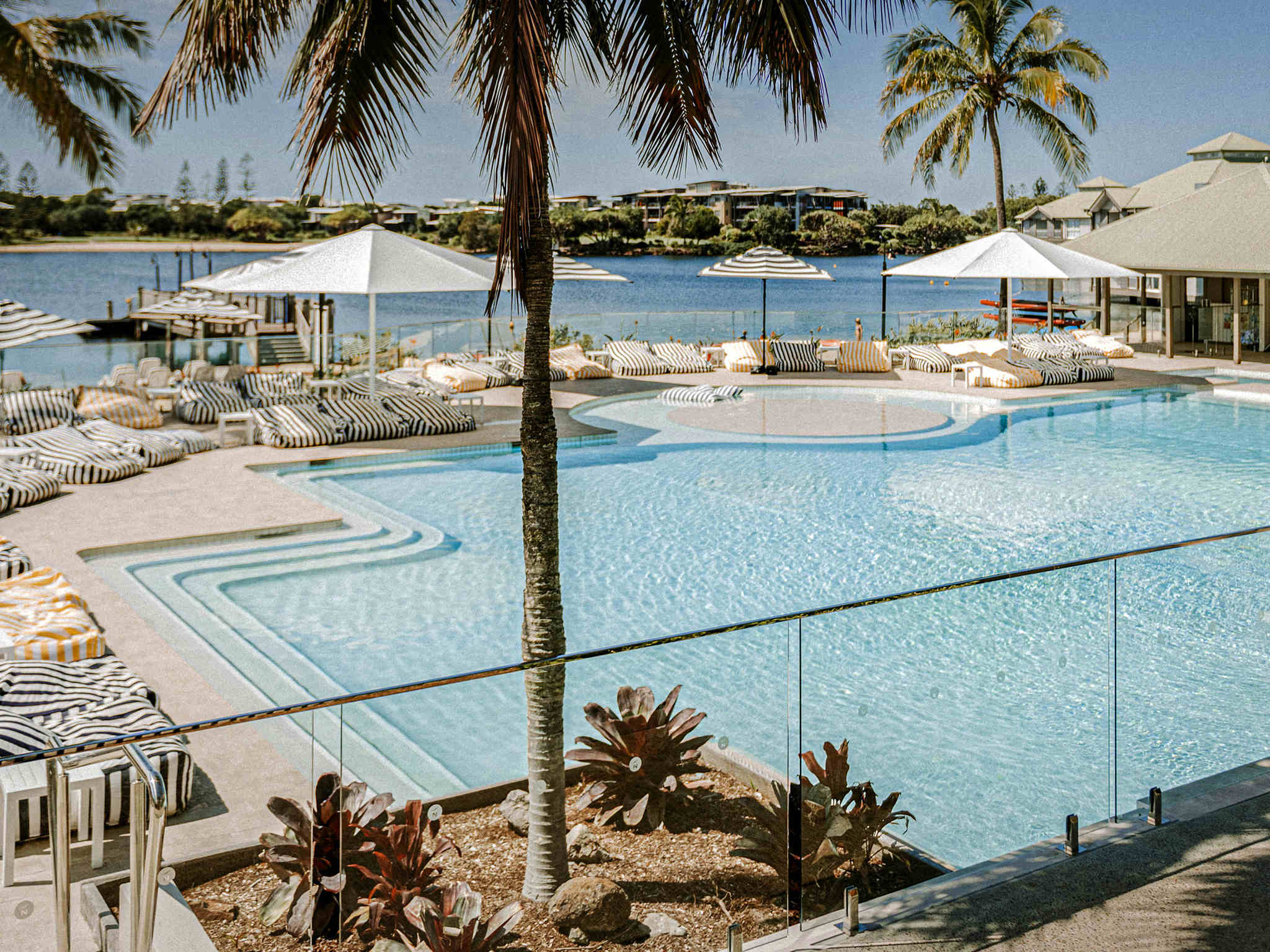 Novotel Sunshine Coast Resort