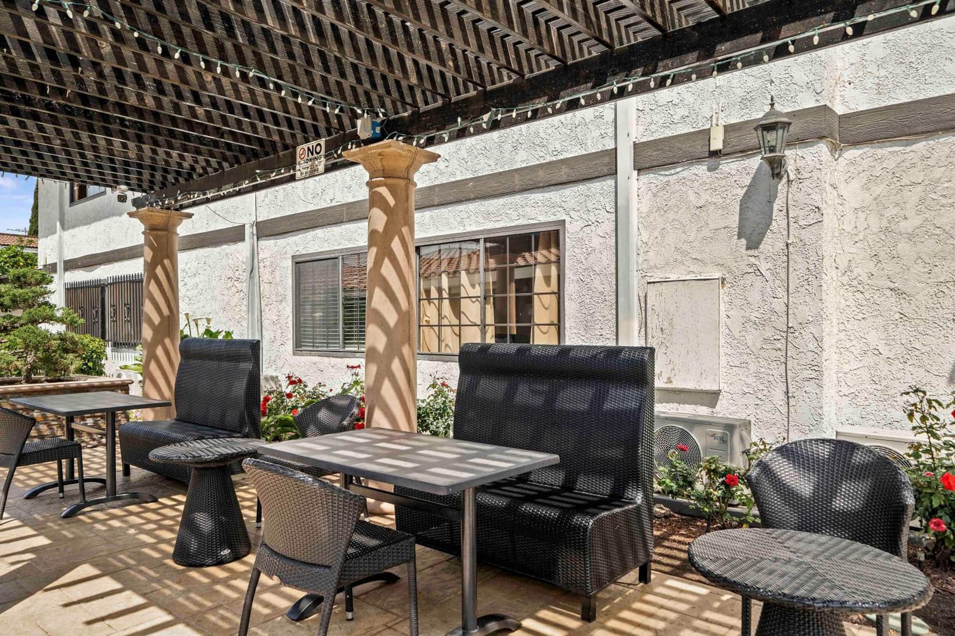Lemon Tree Hotel and Suites