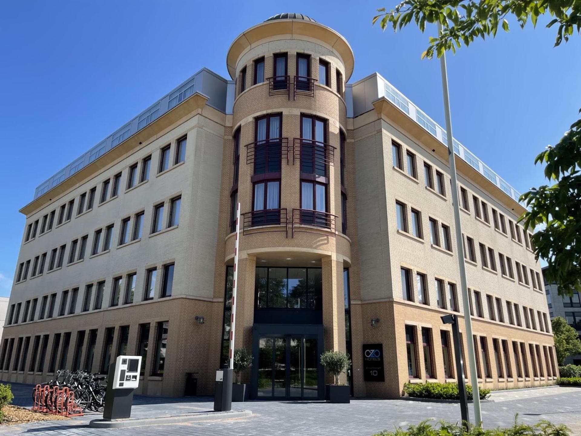 OZO Hotels Antares Airport