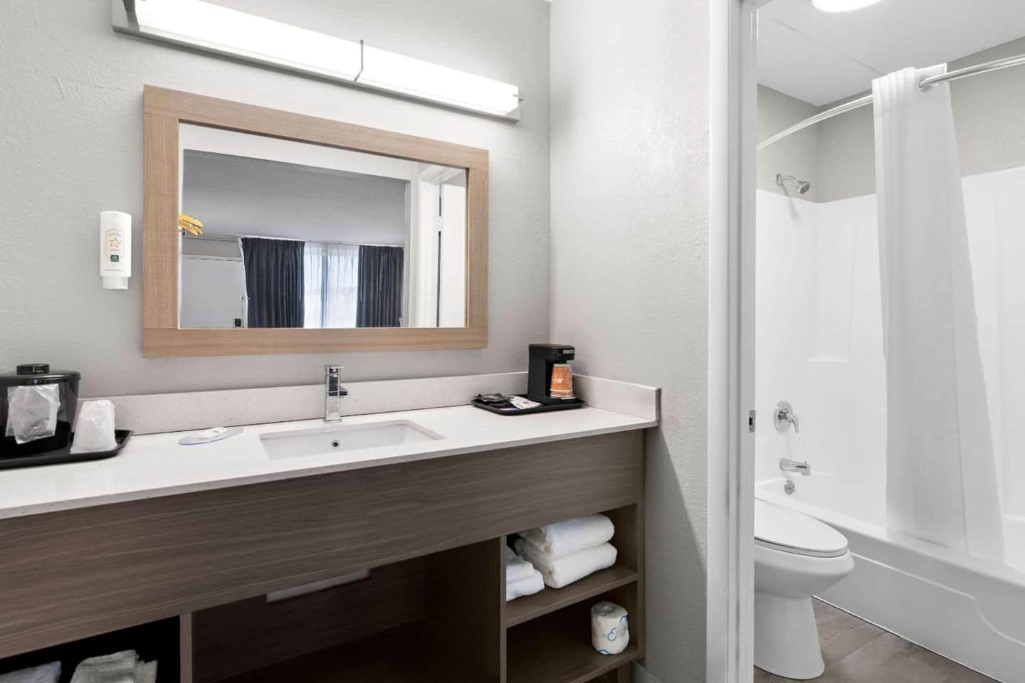 Quality Inn Nashville - Opryland Area