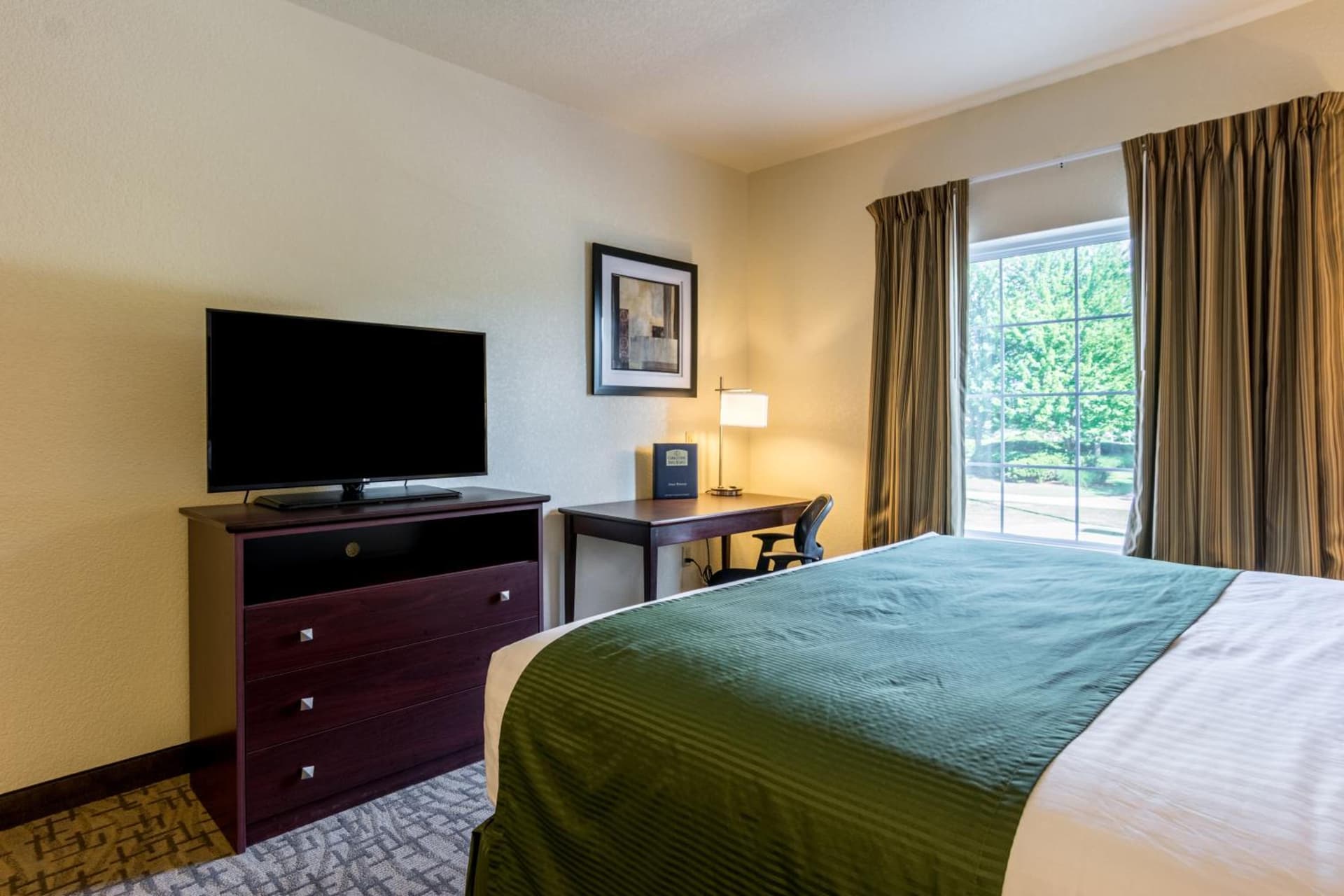 Cobblestone Hotel & Suites - Erie