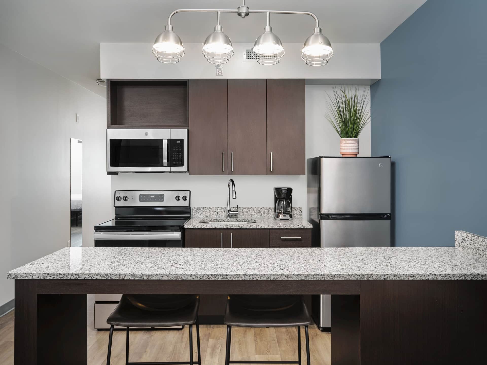 stayAPT Suites Atlanta-Newnan