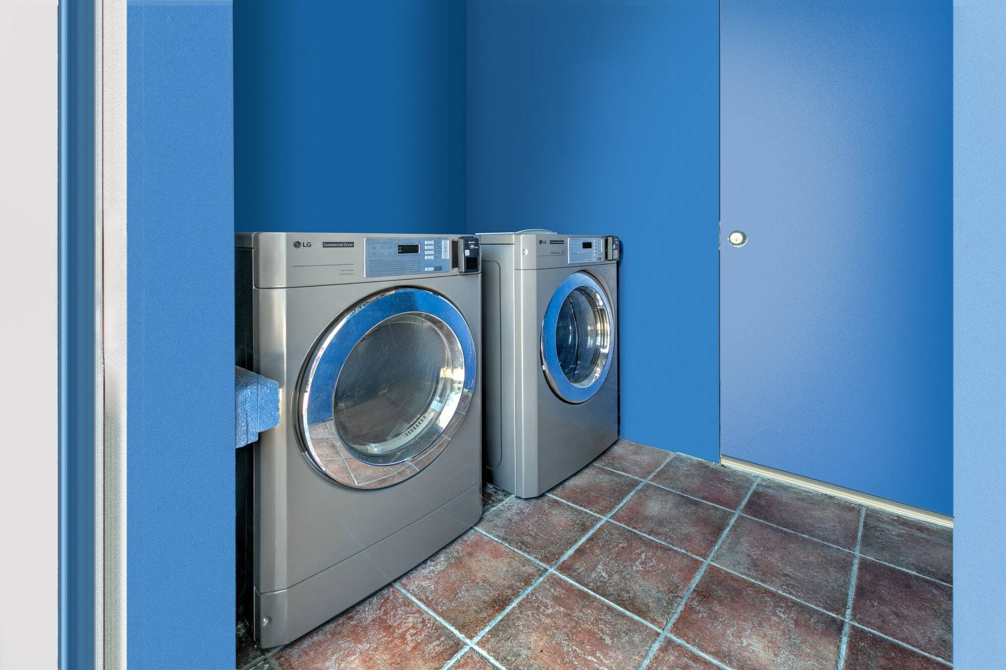 Days Inn by Wyndham South Fort Worth