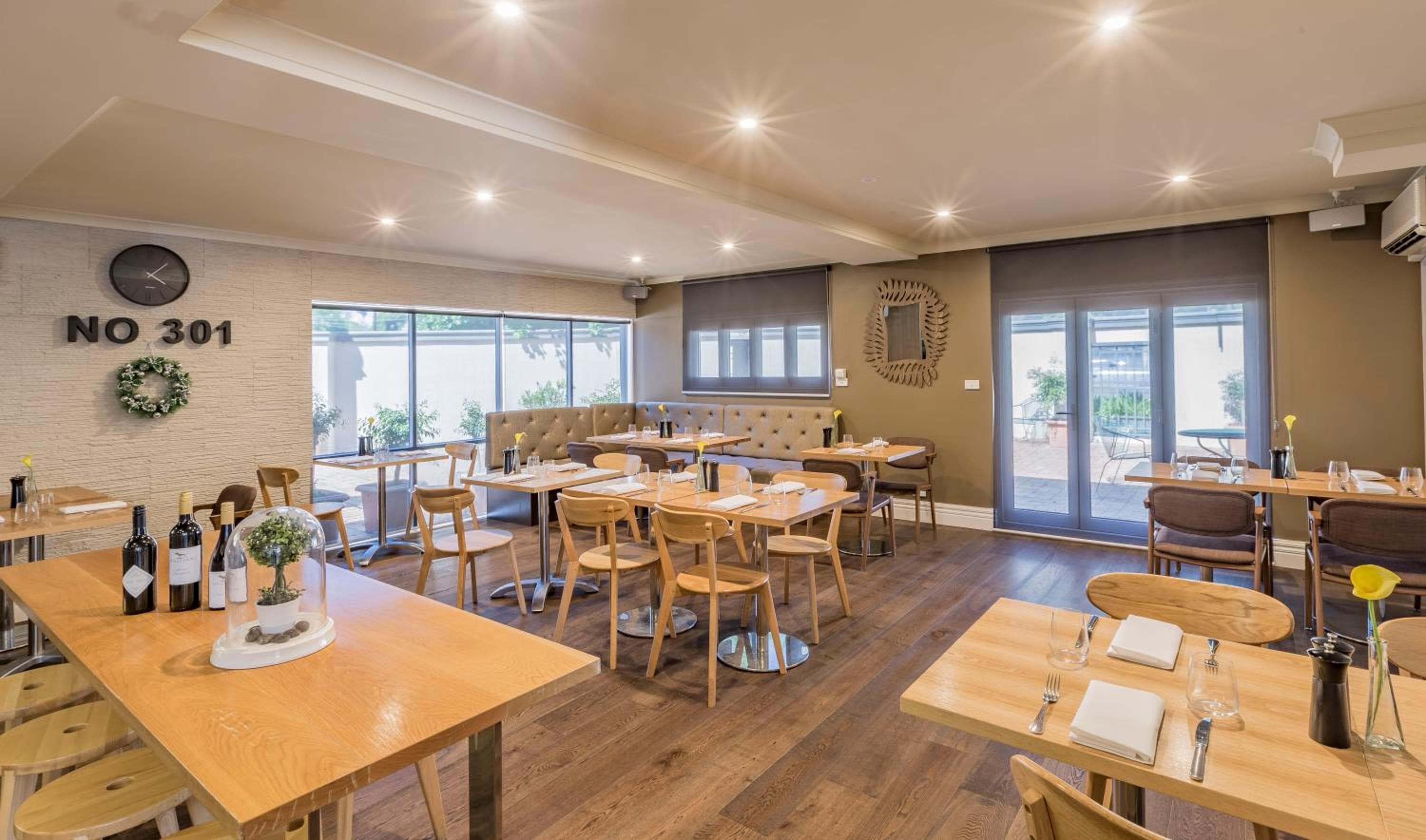 The Waverley International Hotel