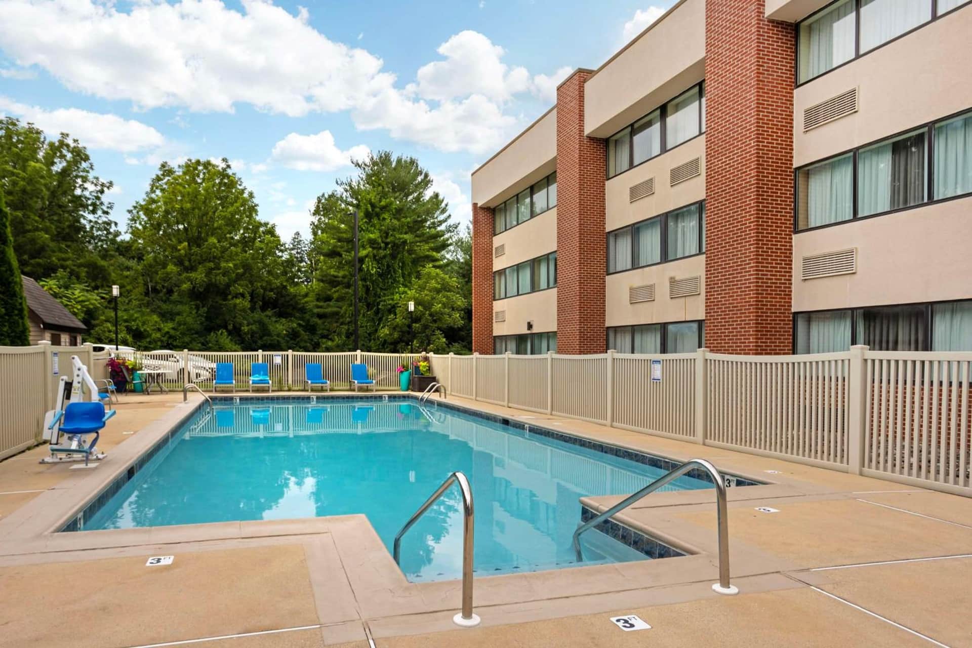 Best Western Plus Reading Inn & Suites