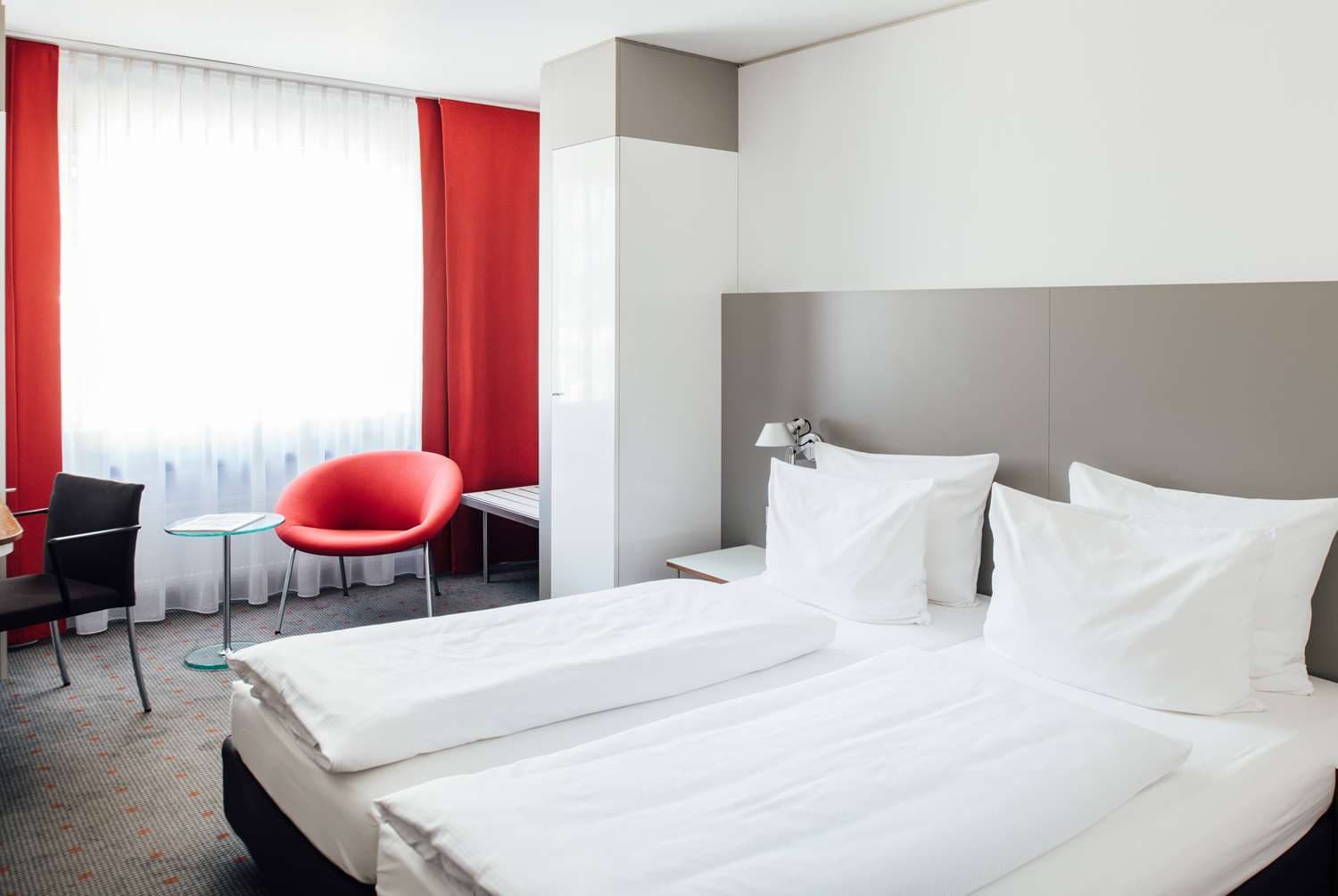 Vienna House Easy by Wyndham Stuttgart