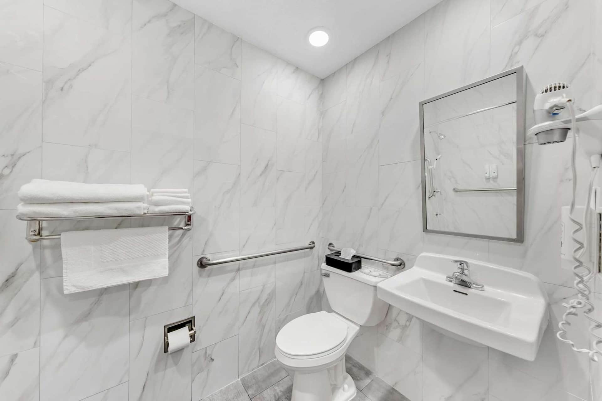 Quality Inn & Suites Sacramento Downtown Area