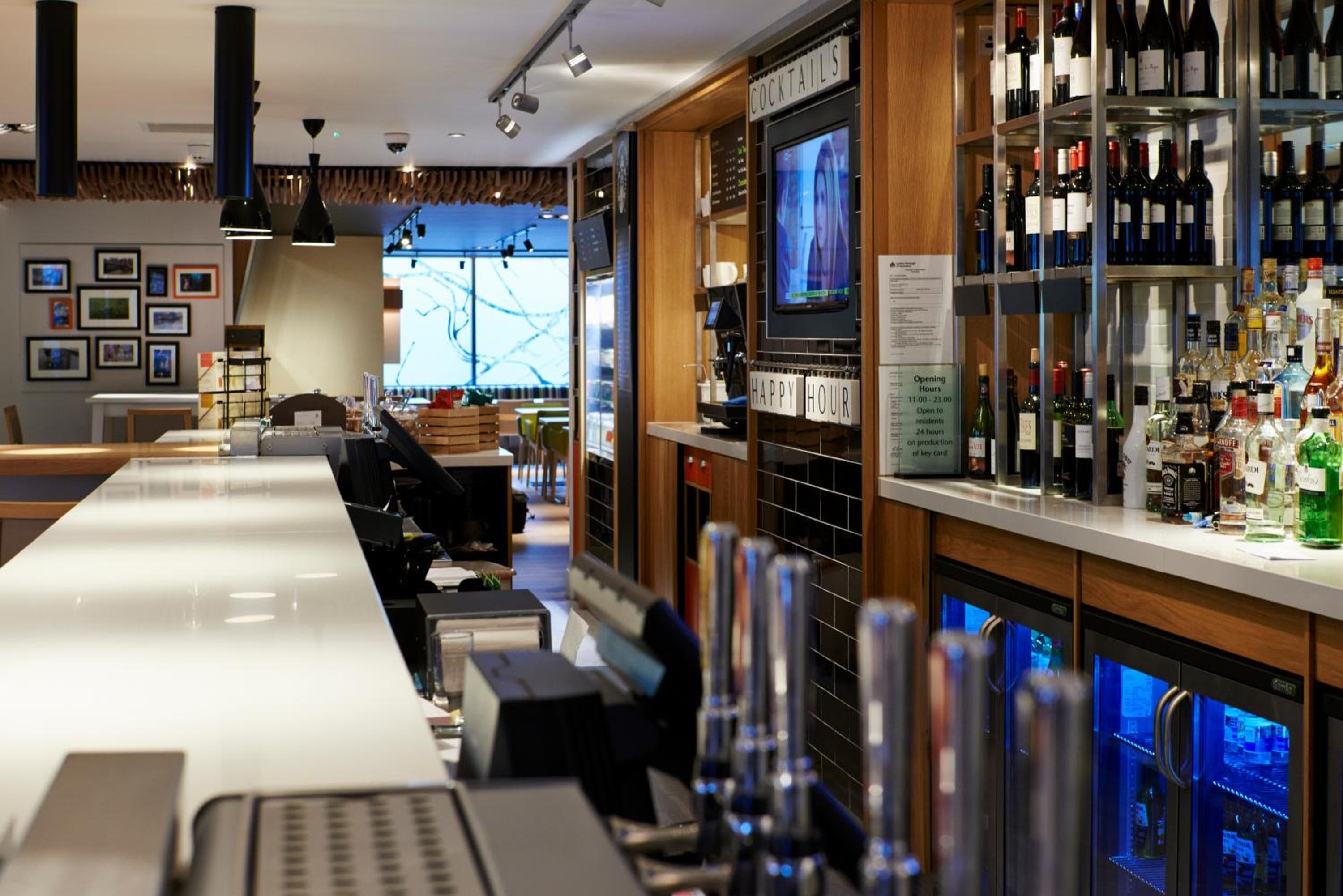 Holiday Inn London Brentford Lock