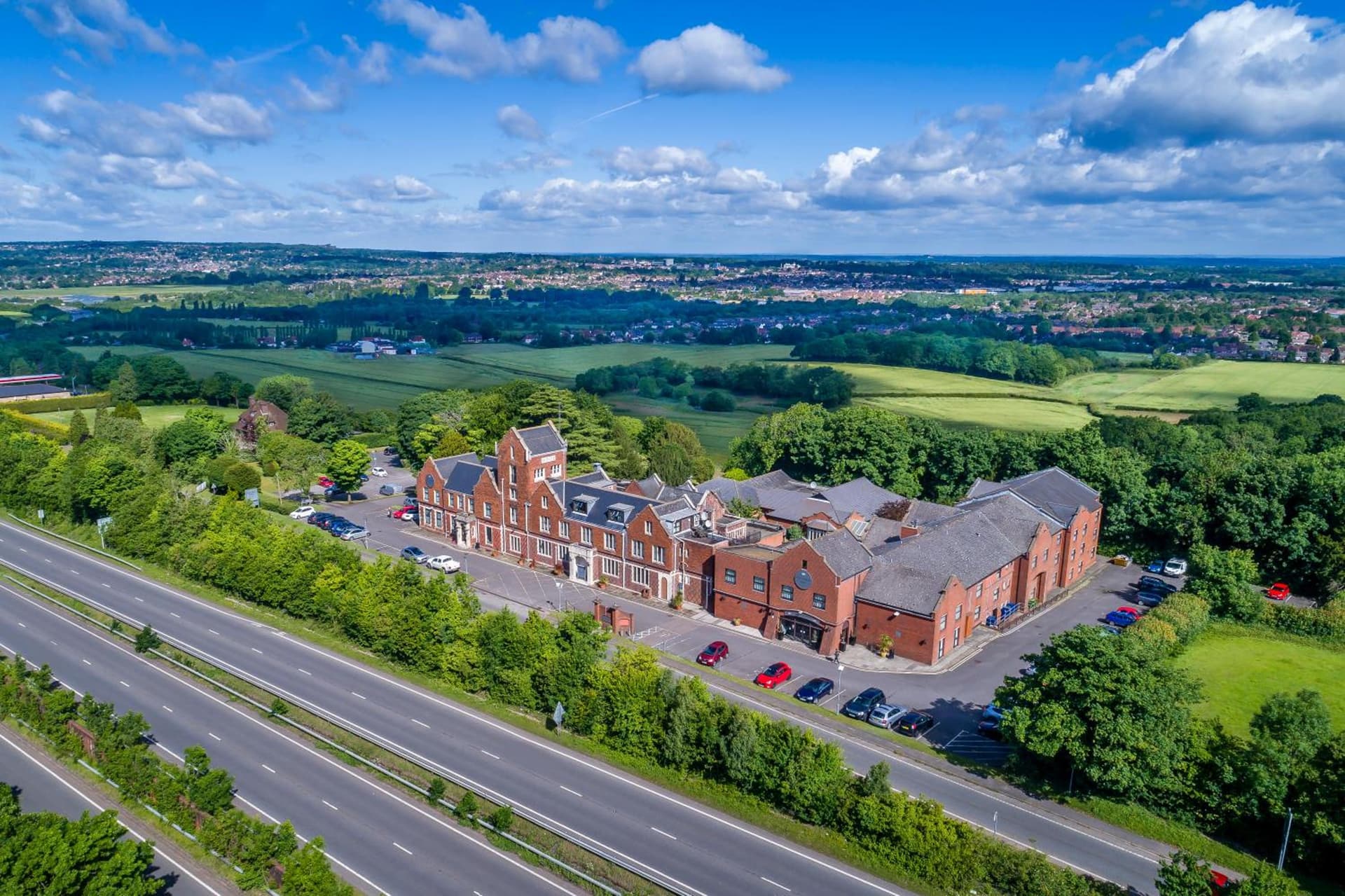 Hogs Back Hotel & Spa Nr Farnham