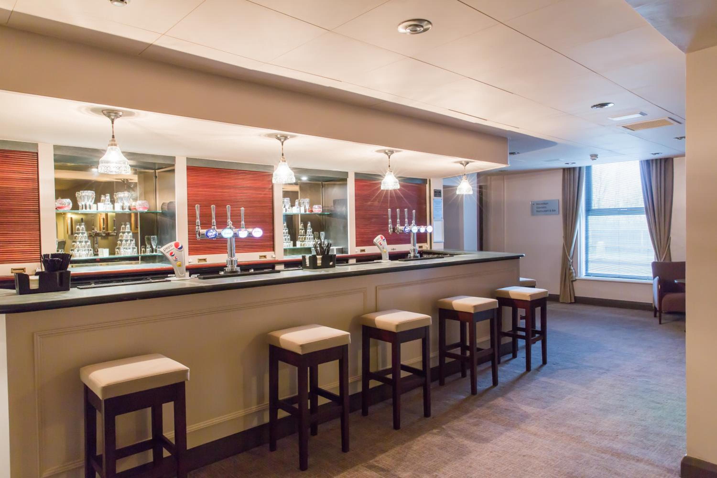 Hogs Back Hotel & Spa Nr Farnham