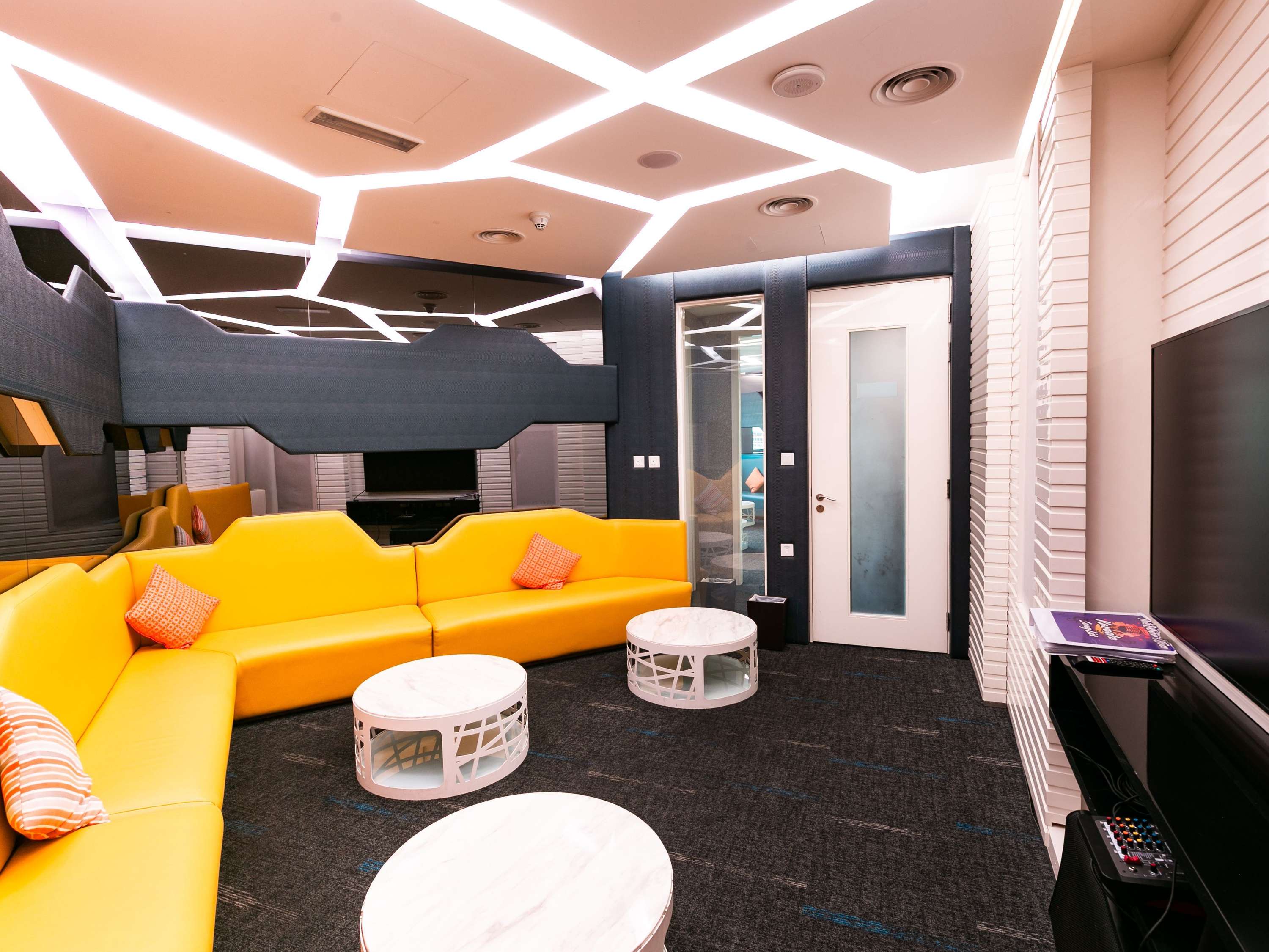 Grand Mercure Business Bay