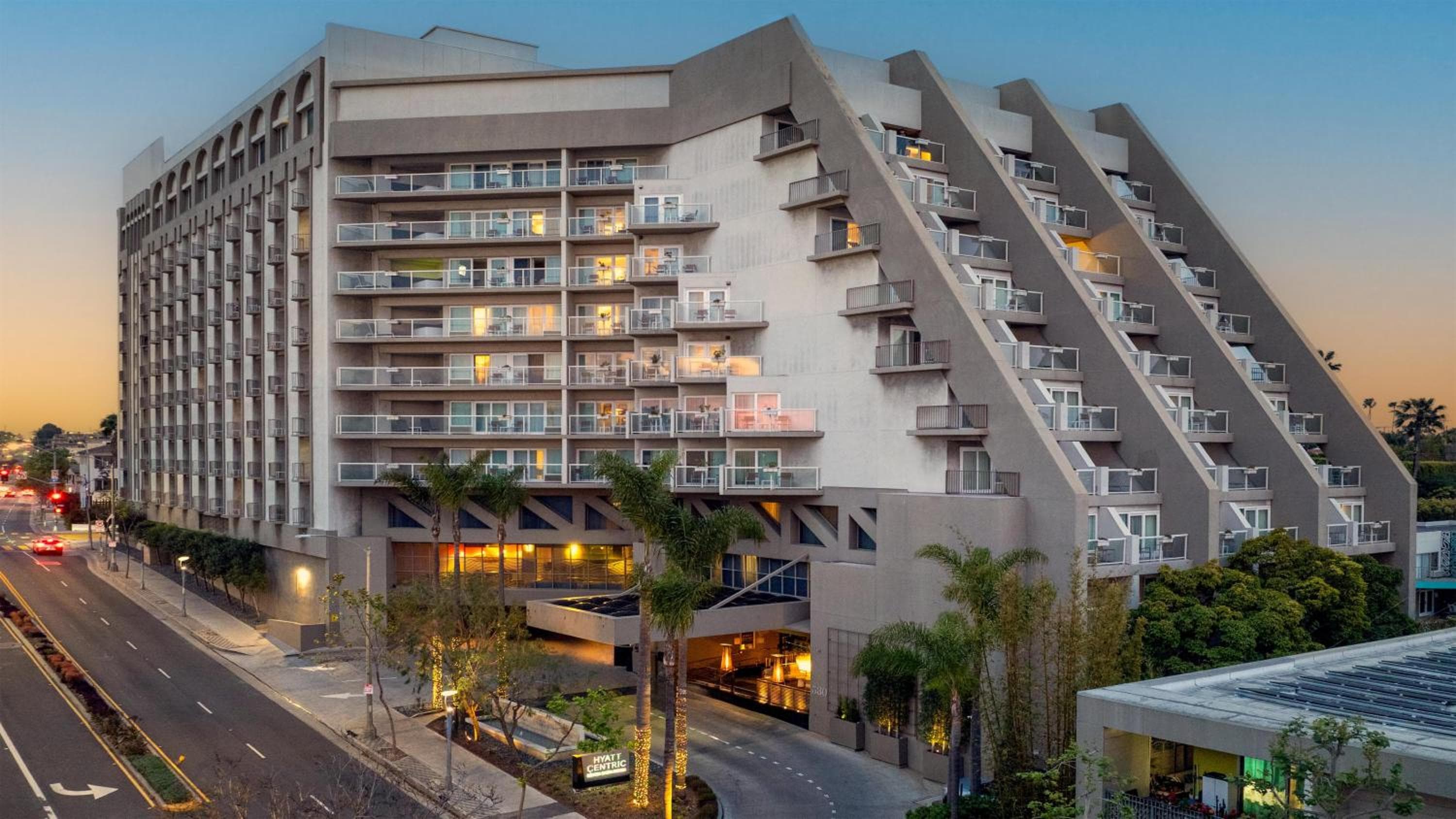Hyatt Centric Delfina Santa Monica