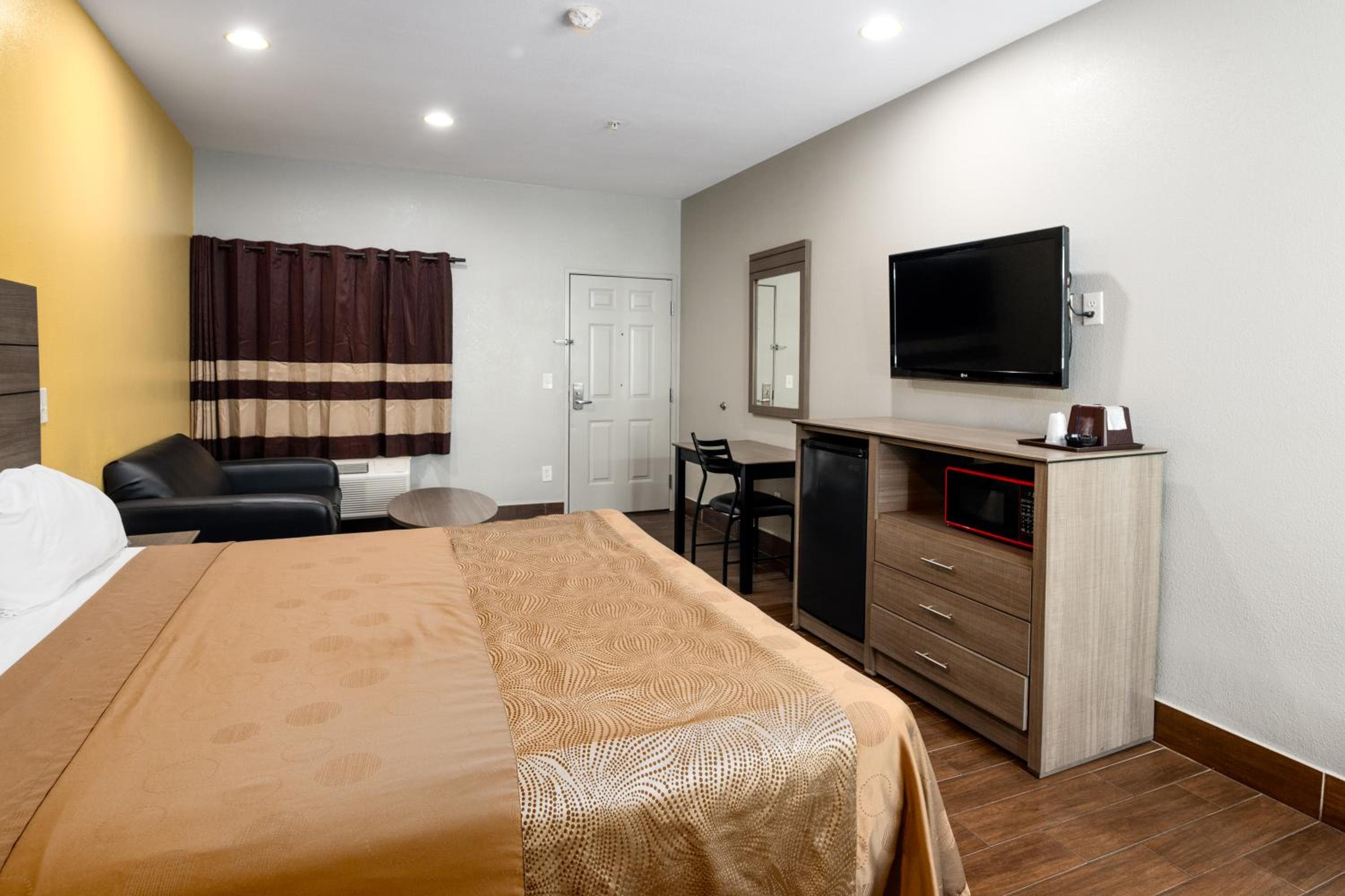 Moonlight Suites - Houston/George Bush Int'l Airport