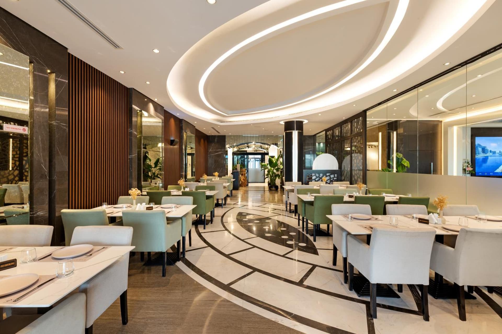 Royal Continental Suites Business Bay