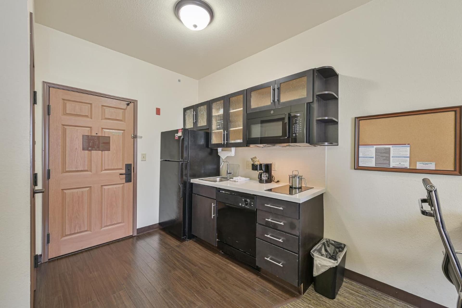 Affordable Suites of America Tulsa