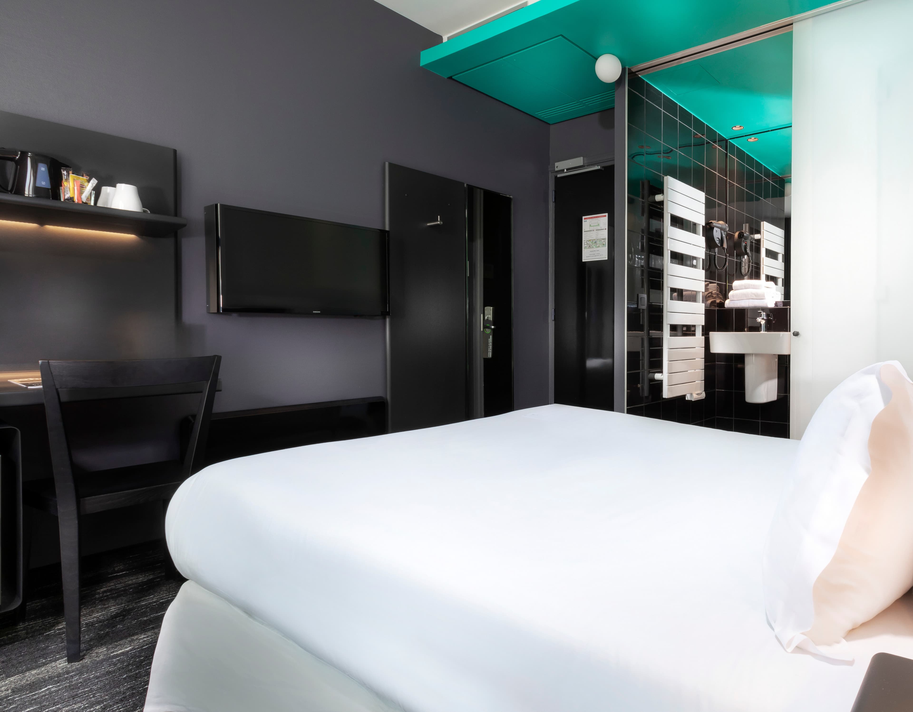 Libertel Gare de L'Est Français