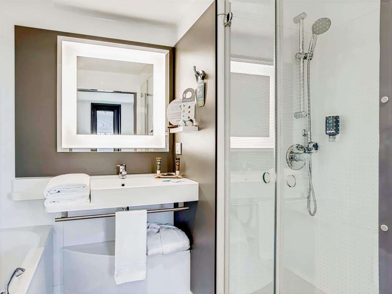 Novotel Suites Paris Stade de France hotel