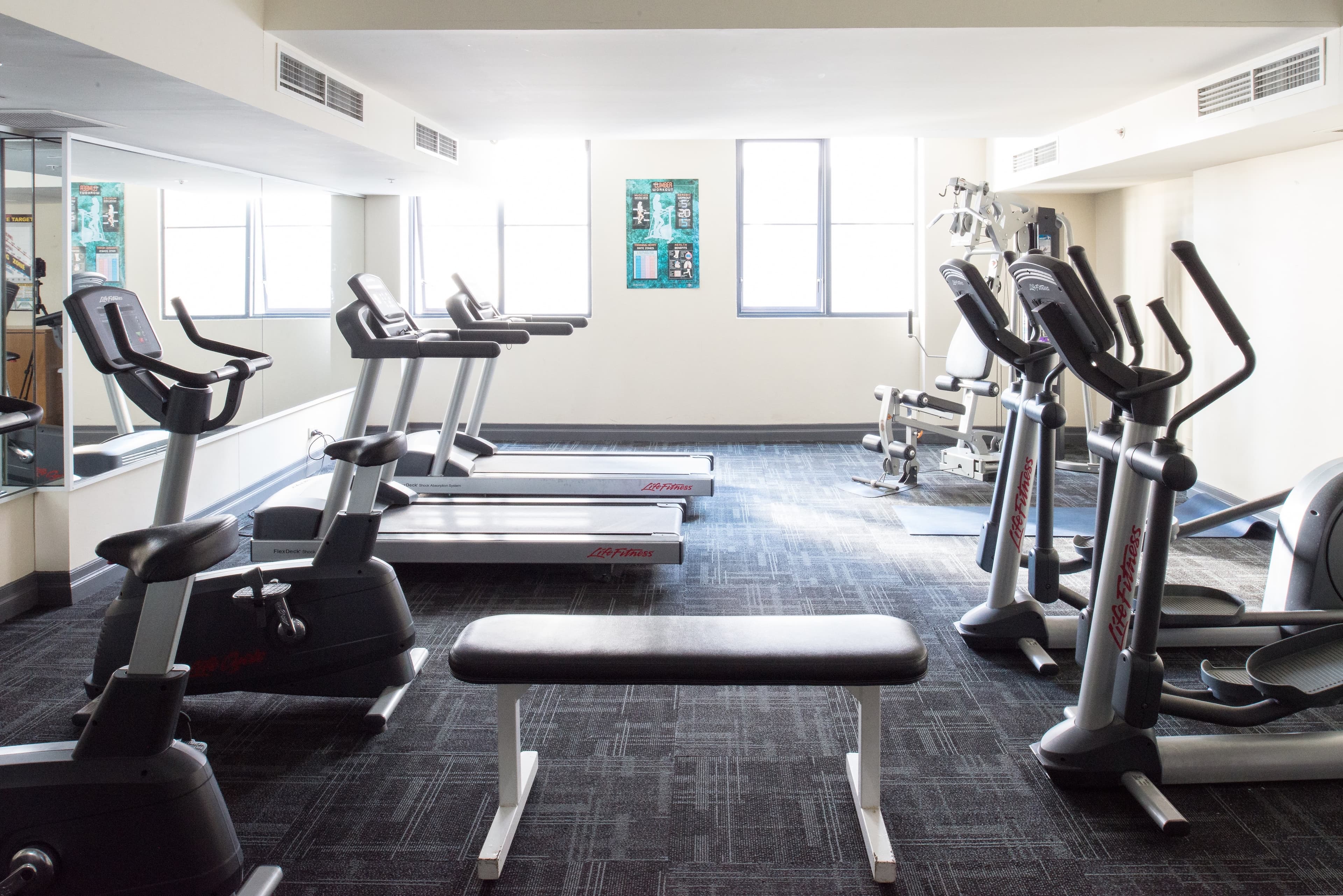 Seasons Harbour Plaza