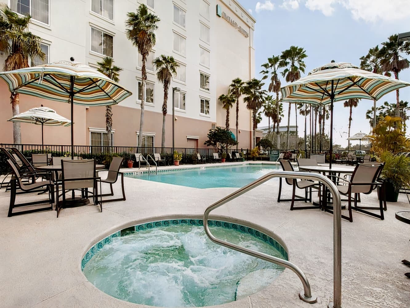 Embassy Suites by Hilton Orlando Airport