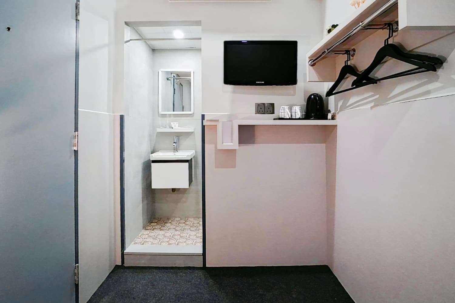 MK STAY (Formerly HOTEL MK)